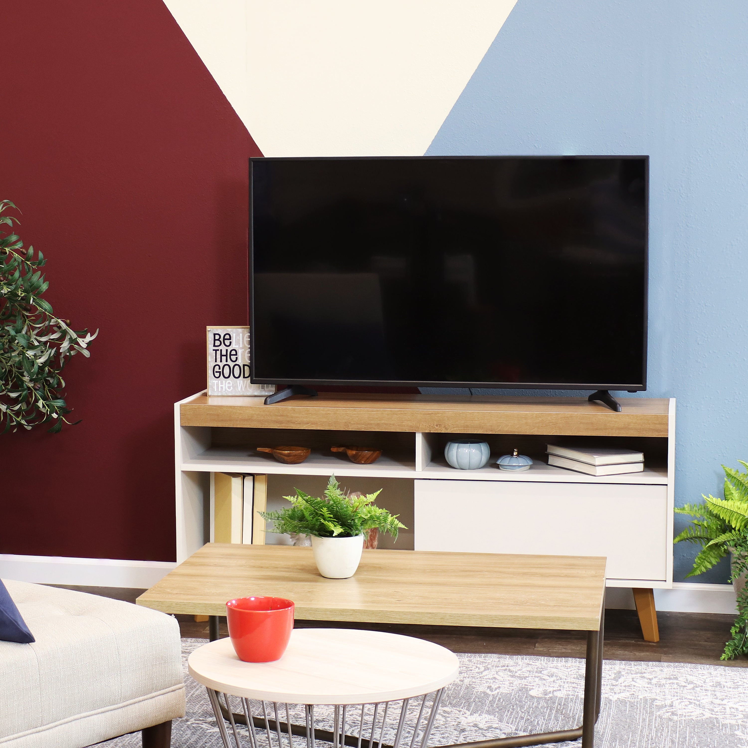 Mid Century Modern TV Stand for 58 Inch Flat Screen - Sunnydaze Retro Entertainment Center with Storage for Living Room & Home Theater