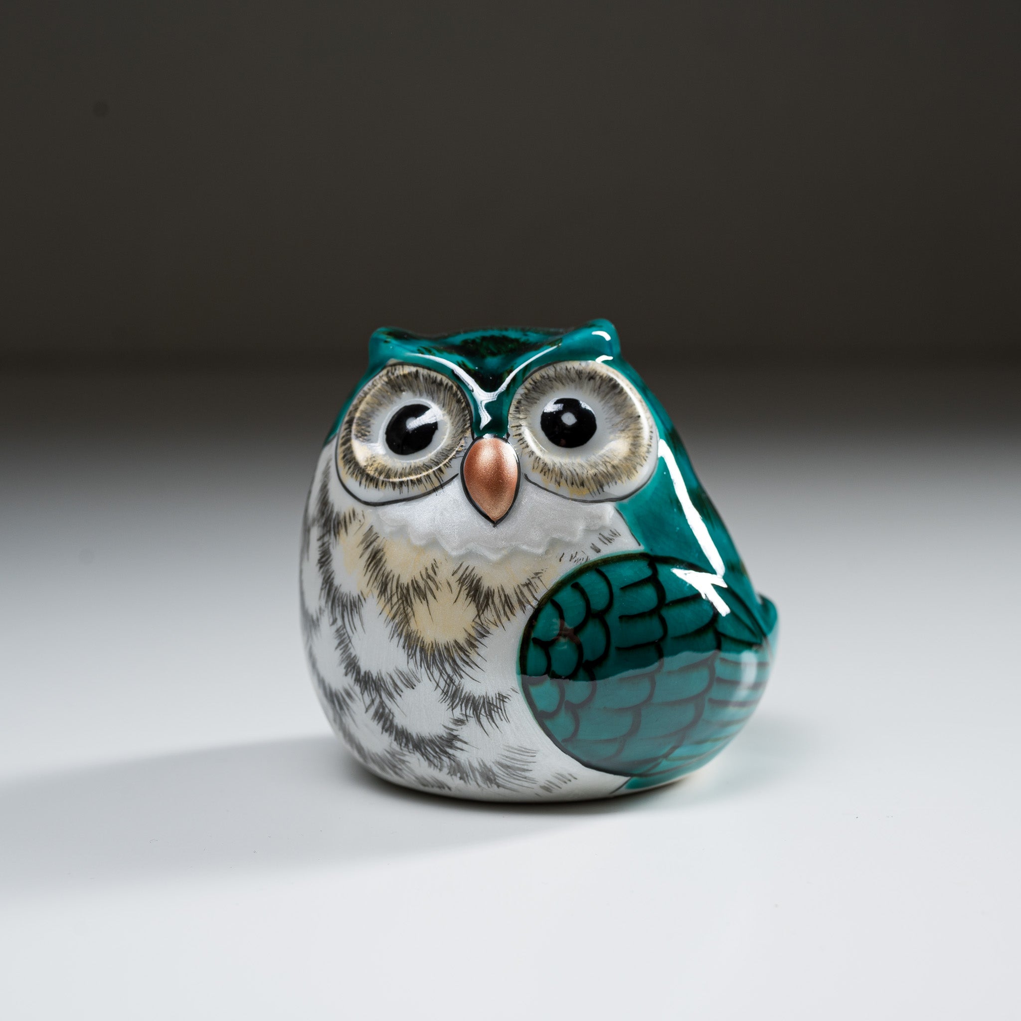 Kutani Ware Green Owl Animal Ornament - Handcrafted Japanese Ceramic Collectible for Home Decor, Gift & Shelf Display