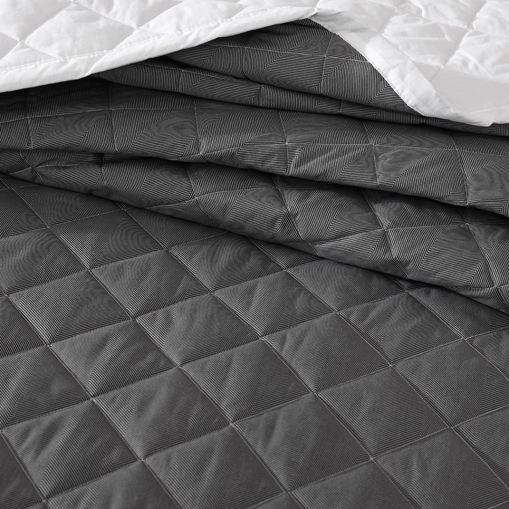 Essex Charcoal Queen Size Bedspread - Soft & Breathable Bed Cover for All Seasons | Perfect for Master Bedroom, Guest Room & Dorm Decor