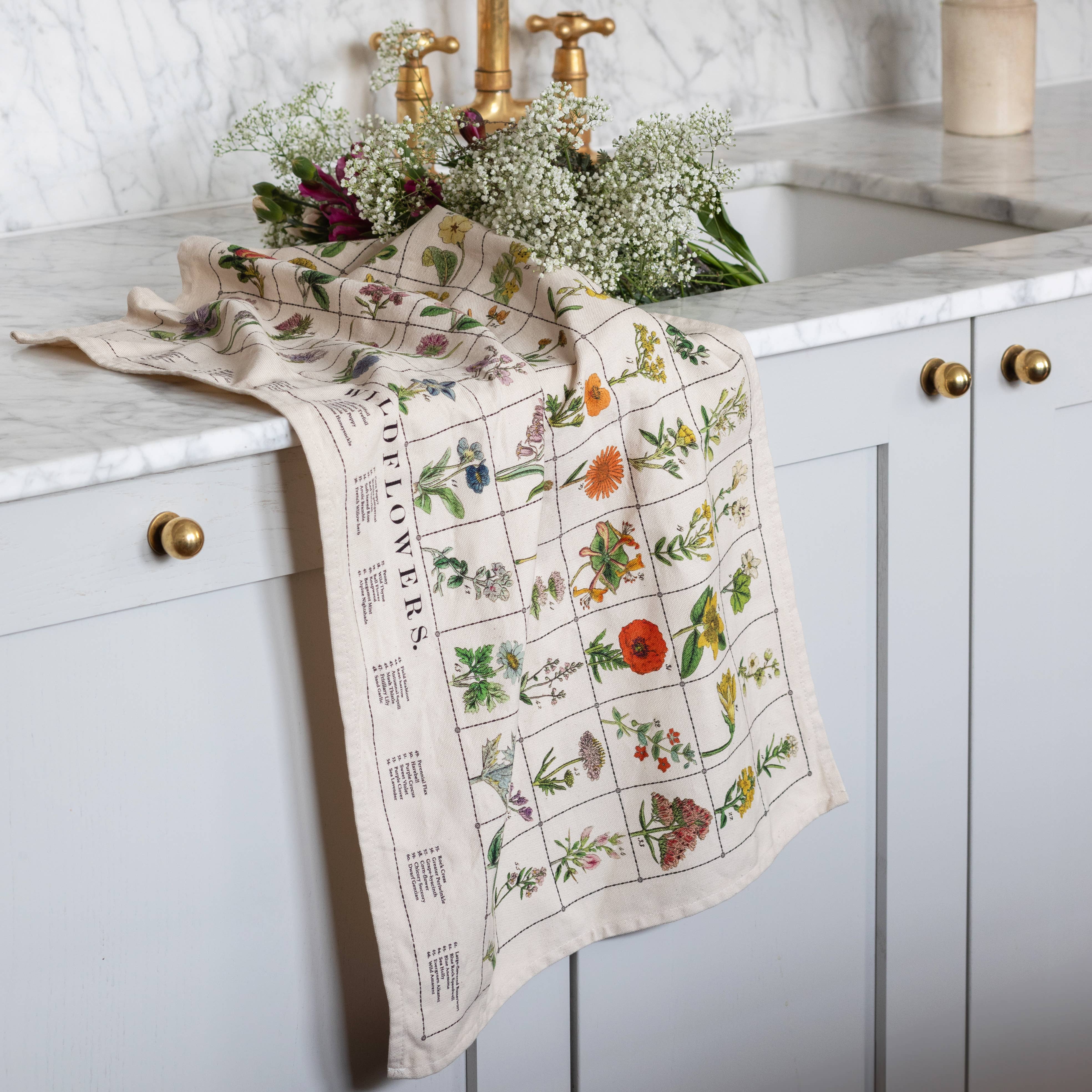 Premium Cotton Tea Towel with Wildflower Design - Absorbent & Eco-Friendly Kitchen Towel for Drying Dishes, Cleaning Countertops & Decorating Your Home