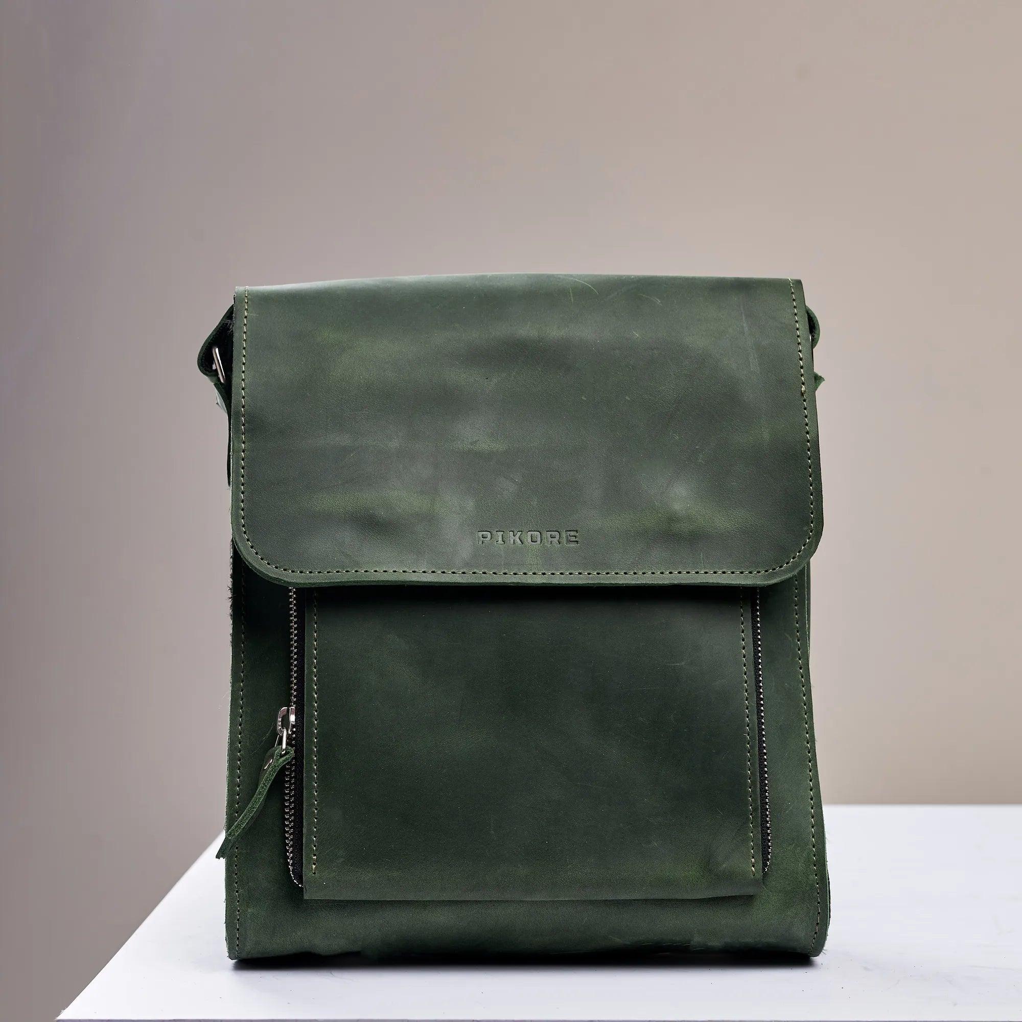 Premium Genuine Leather Satchel Bag for Women & Men - Stylish & Durable Crossbody Shoulder Bag - Perfect for Work, Travel & Everyday Use