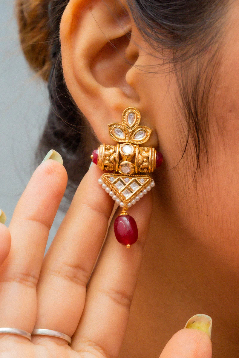 Elegant Gold Plated Royal Kundan Pendant Set for Women | Indian Bridal Jewelry | Wedding, Party & Special Occasion Accessories