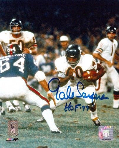 Gale Sayers Autographed Chicago Bears 8x10 NFL Action Photo - Hall of Fame 77 Signed Memorabilia - Perfect for Sports Collectors, Man Cave Decor & Football Fan Gifts