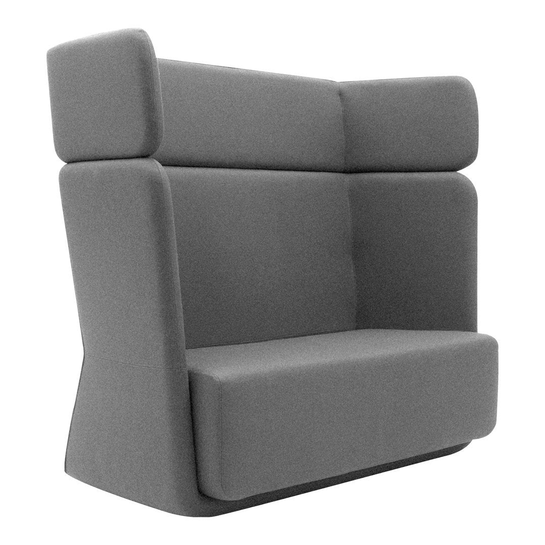 Comfortable Wicker Basket Sofa Chair - Cozy Indoor/Outdoor Rattan Lounge Seating for Living Room, Patio, or Garden Relaxation