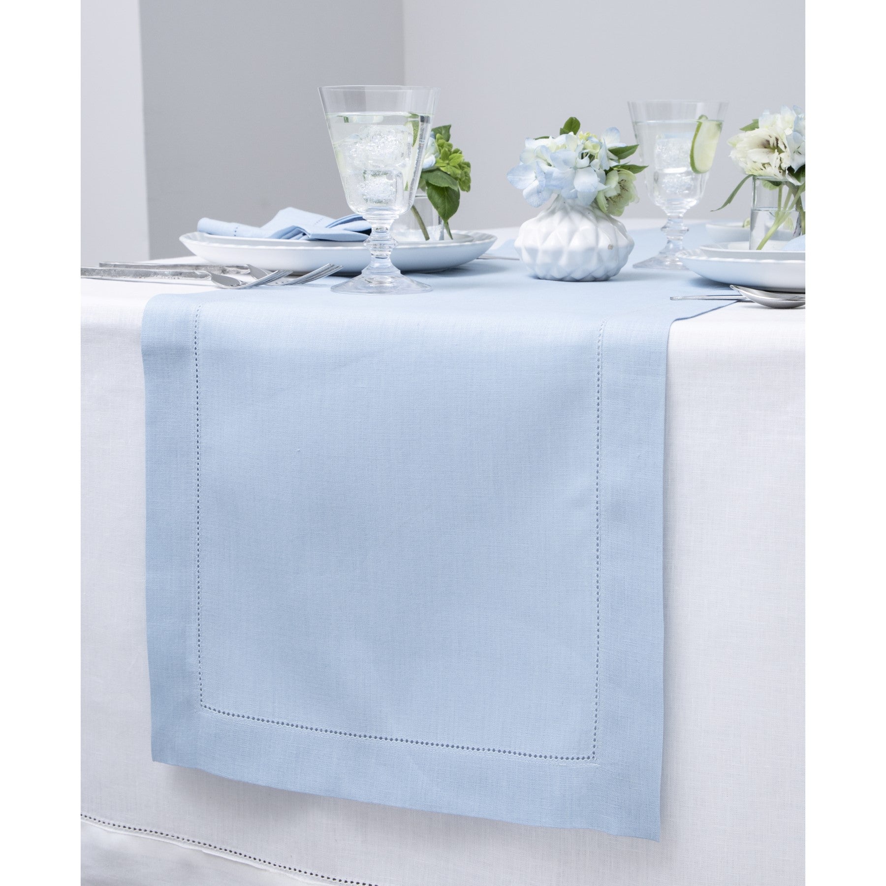 Elegant Classic Hemstitch Table Runner - Premium Linen Dining Table Decor for Weddings, Holidays & Home Decor