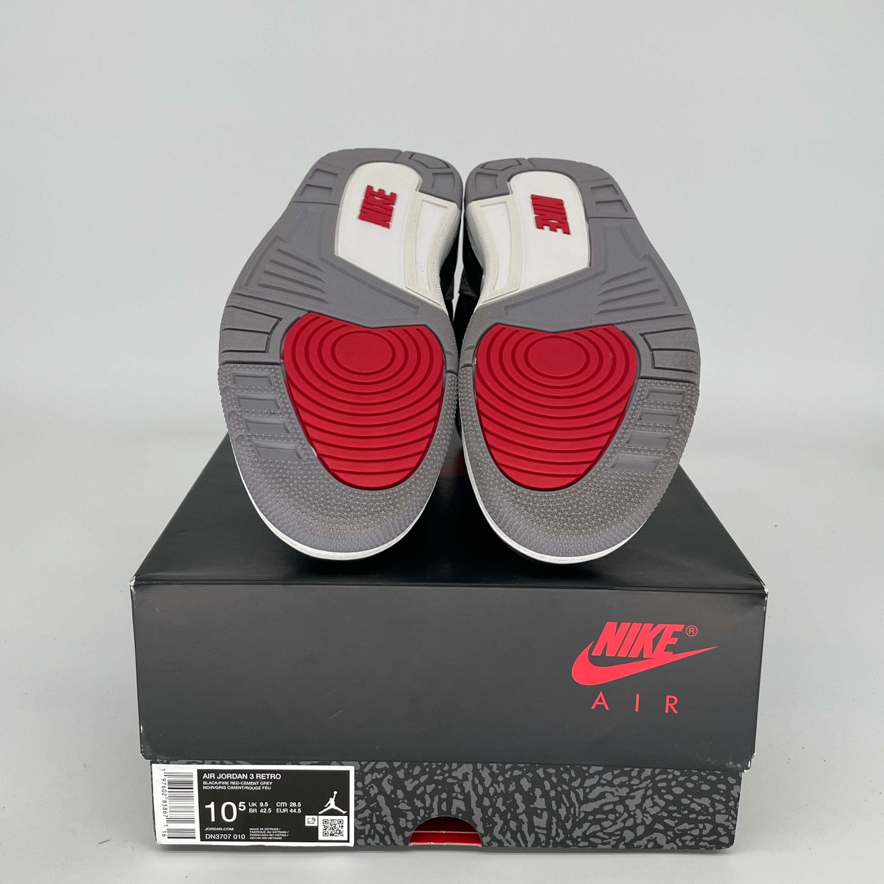 Original Air Jordan 3 Retro 'Black Cement' Men's Basketball Shoes Size 10.5 (DN3707-010) - Classic Sneakers for Streetwear & Basketball Games