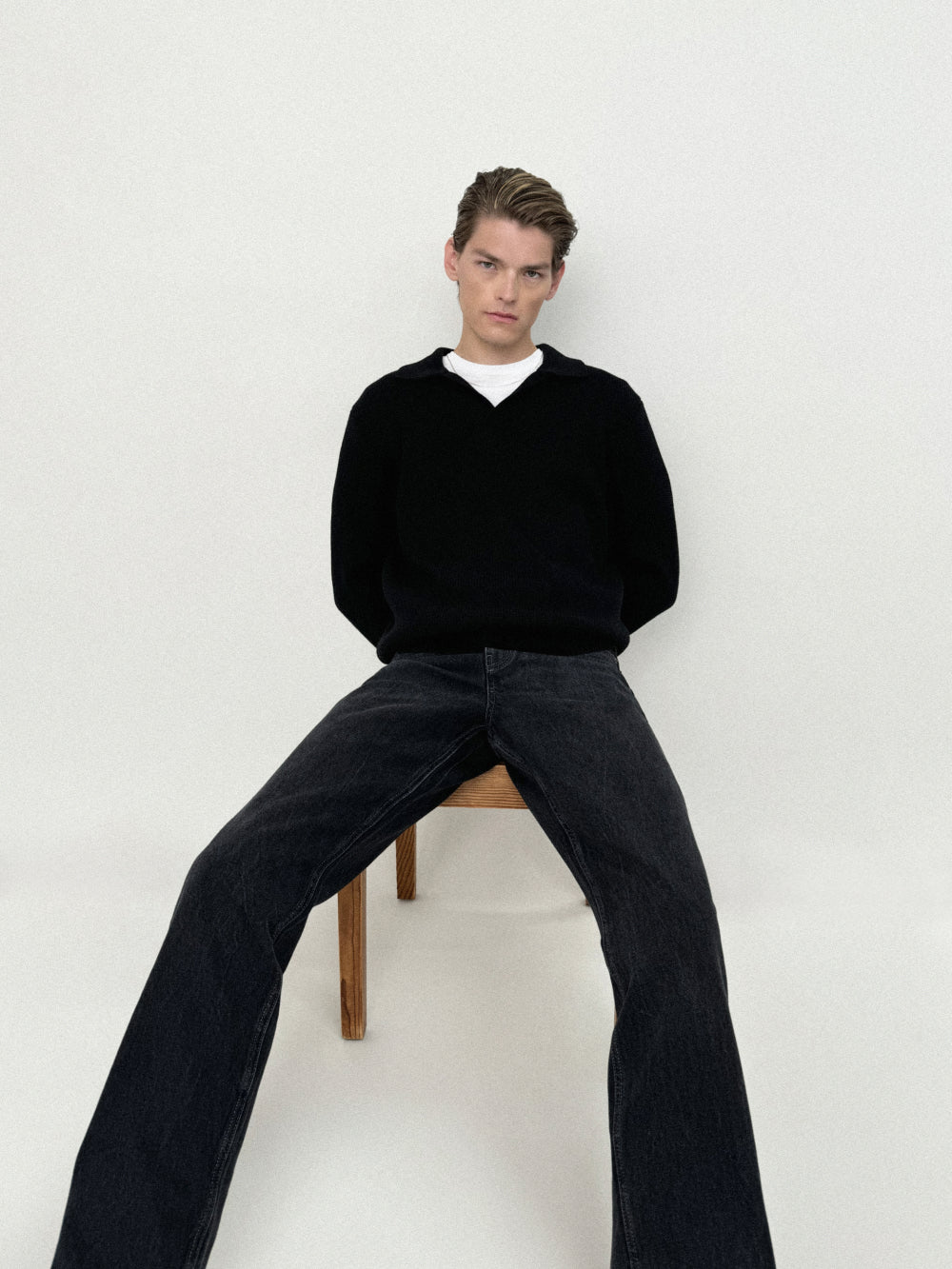Premium Silk Blend Polo Sweater for Men - Soft & Comfortable Black Knit Top - Perfect for Business Casual & Weekend Outings