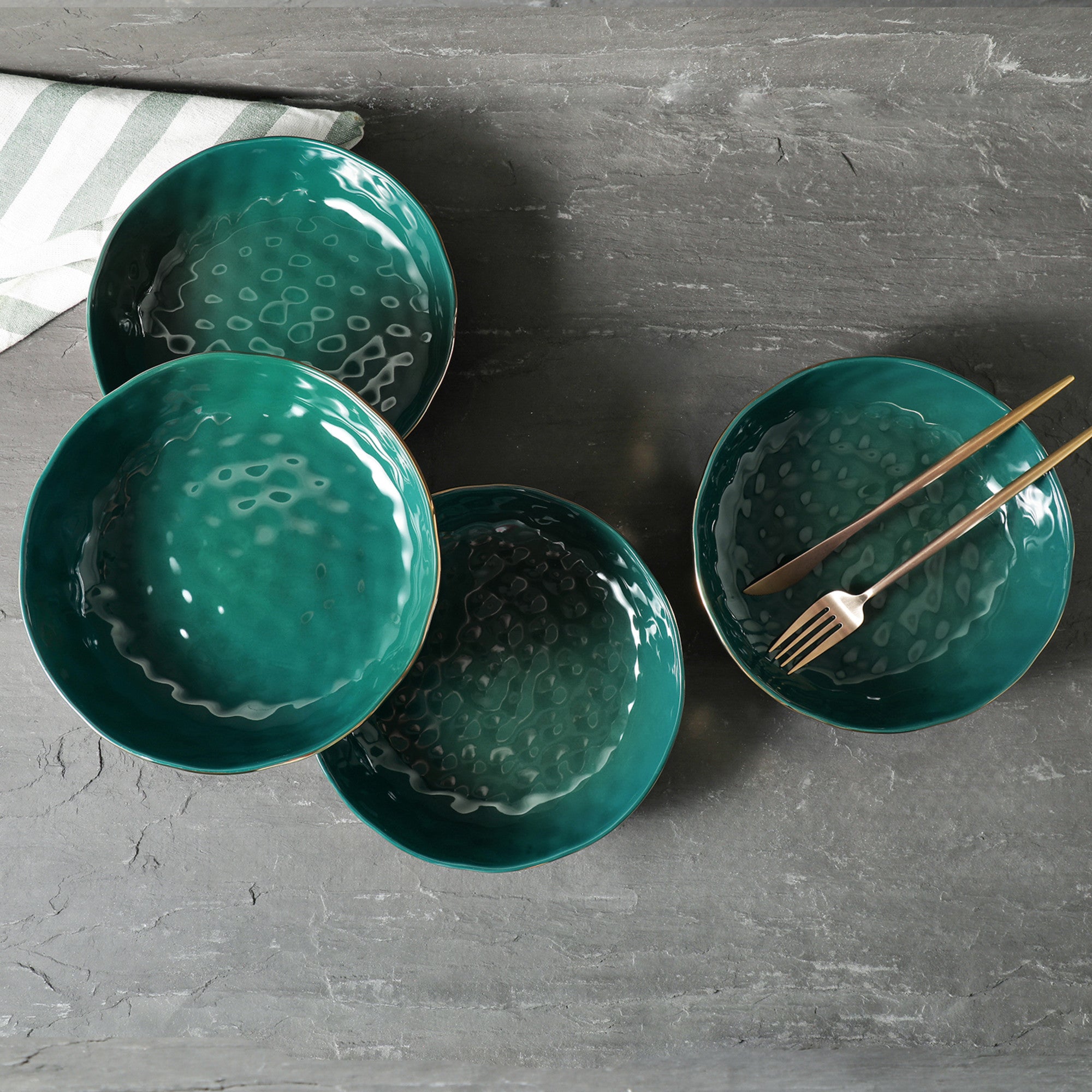 Florian Porcelain Pasta Bowl - Elegant Green Ceramic Dinnerware for Italian Cuisine | Perfect for Home Dining, Restaurants & Gift Giving