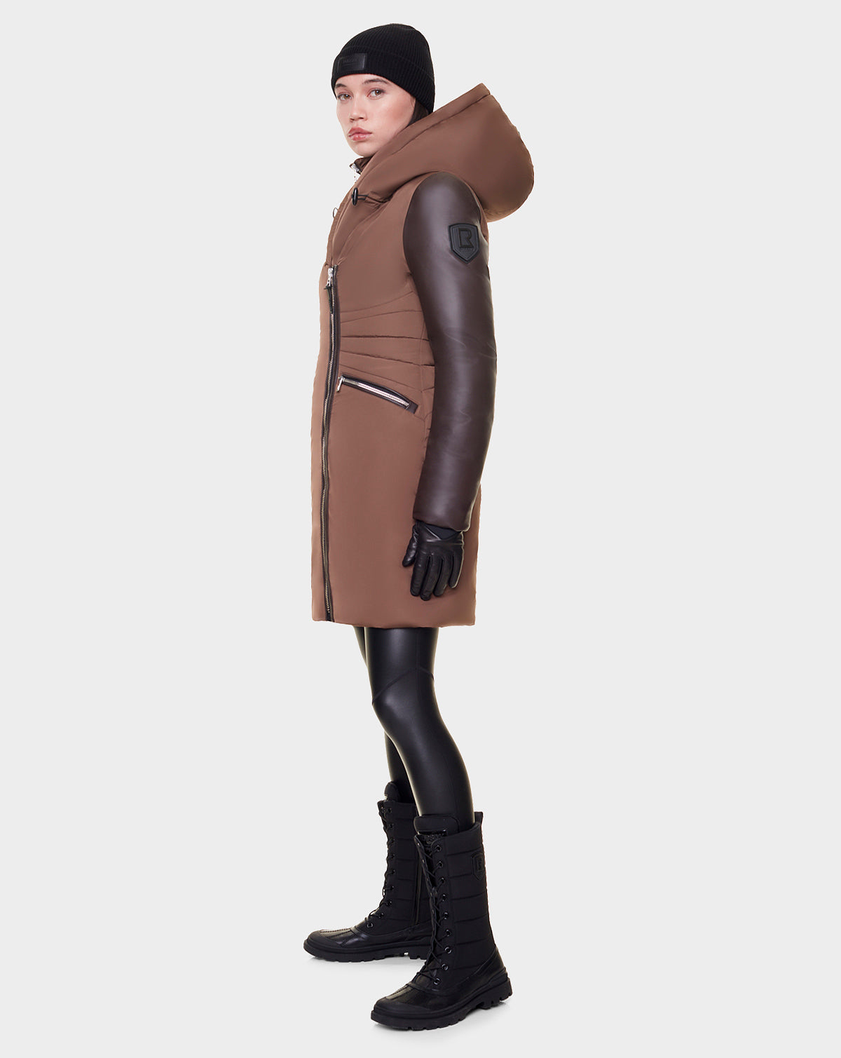 Luxury MISA L121506 CAOCAO Faux Fur Coat - Warm Winter Jacket for Women, Soft and Cozy Outerwear, Fashionable Faux Fur Coat for Cold Weather, Perfect for Parties, Dates, and Outdoor Activities