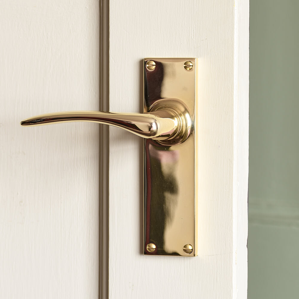 Polished Brass Oak Lever Latch Door Handles - Vintage Style Cabinet & Furniture Hardware for Home, Office & Commercial Use