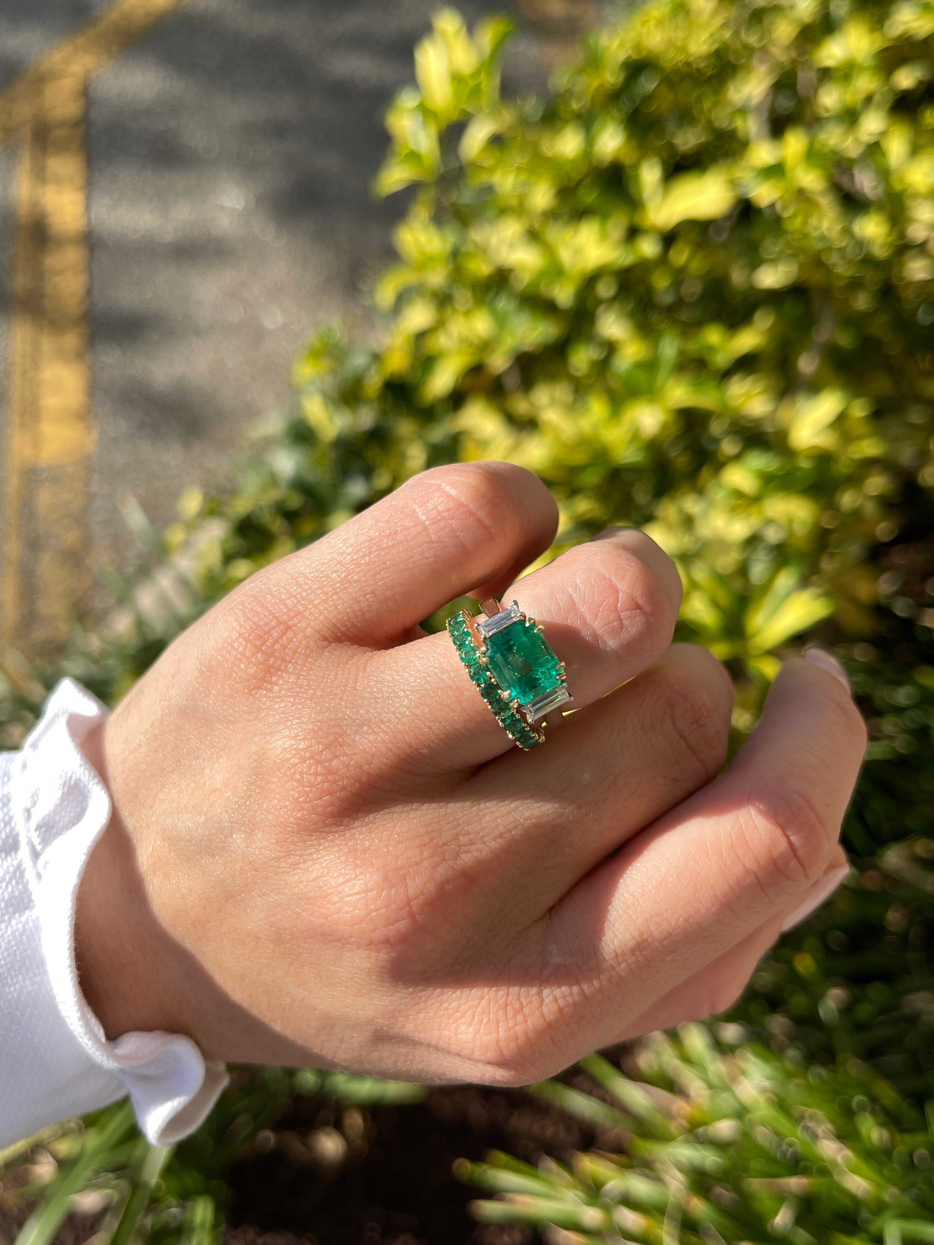 14K Gold Half Round Emerald & Diamond Eternity Band Ring - Size 7 | Wedding, Anniversary, Engagement Jewelry Gift for Women