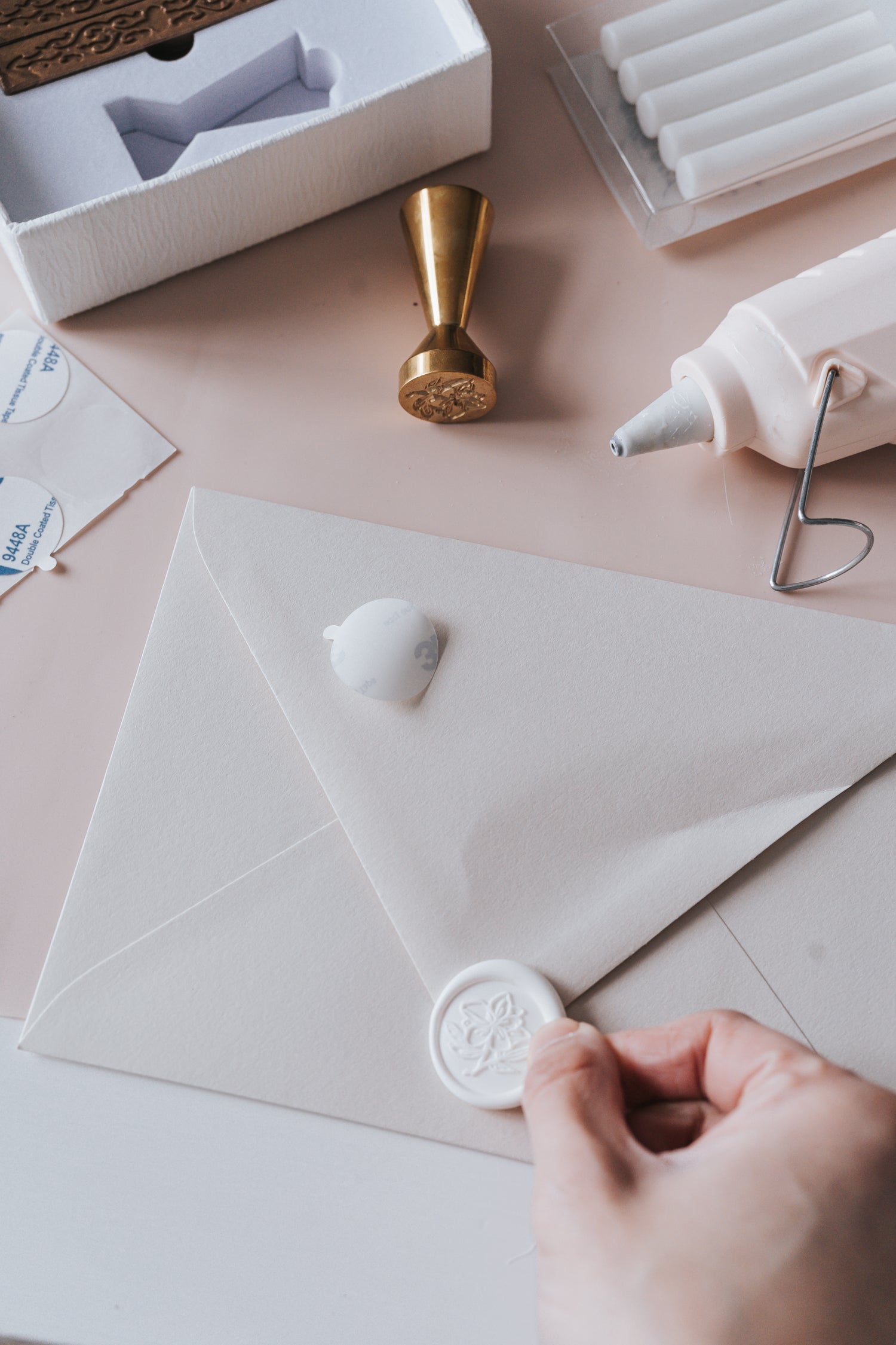 Crest Wax Seal Stamp Kit for DIY Invitations, Letters & Wedding Stationery - Personalized Monogram Wax Seal Stamps with Wax Beads & Spoon - Perfect for Calligraphy, Envelopes & Vintage Crafts