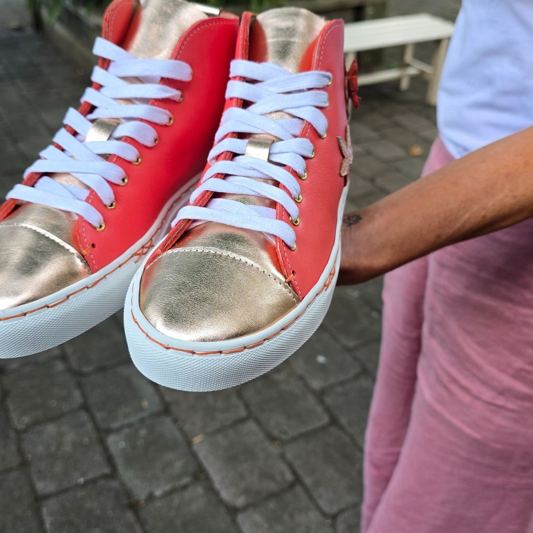 Custom Sneaker Design Workshop - DIY Personalized Shoes for Men & Women | Perfect for Gifts, Parties & Creative Hobbies