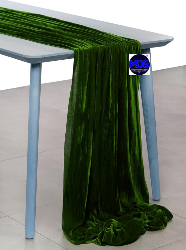 25 Pack 10ft Velvet Table Runners - 29x120 Inches Long Wedding Table Decor, Romantic Rustic Tablecloth for Wedding, Birthday Party, Bridal Shower, Banquet & Home Decor - Hunter Green - Perfect for Wedding Arch Decorations, Reception Tables, and Holiday Centerpieces