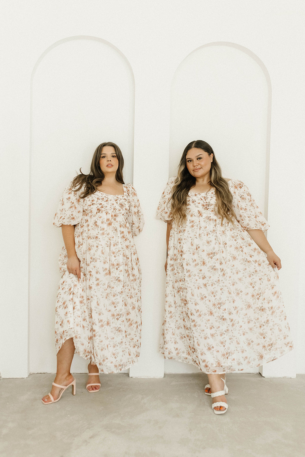 Harlow Maxi Dress in Ivory Floral - Bump Friendly Maternity Dress & Inclusive Sizing (S-3XL) | Perfect for Pregnancy, Beach Vacations & Summer Weddings