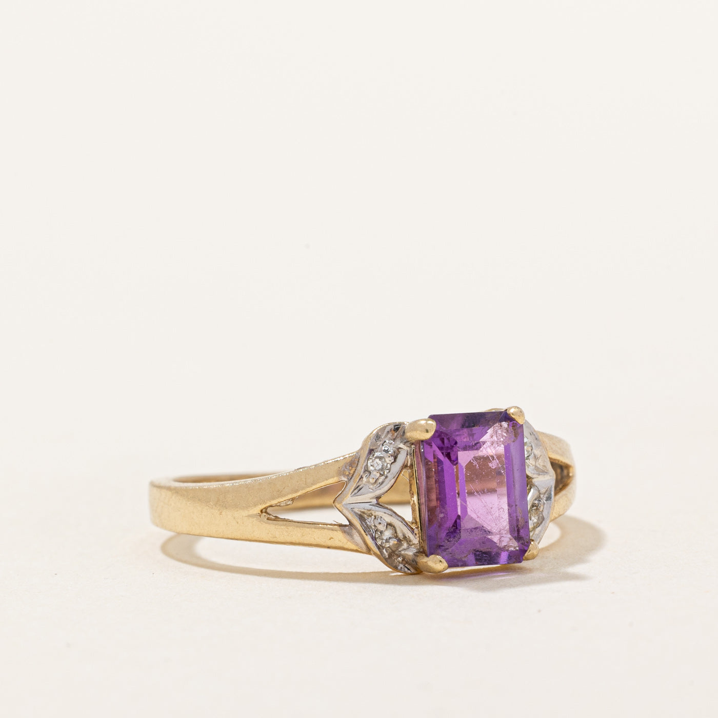 Amethyst & Diamond Ring - 0.75ct Amethyst with 0.02ctw Diamond Accents - Size 6.25 - Elegant Purple Gemstone Jewelry for Women - Perfect for Valentine's Day, Anniversary & Special Occasion Gifts