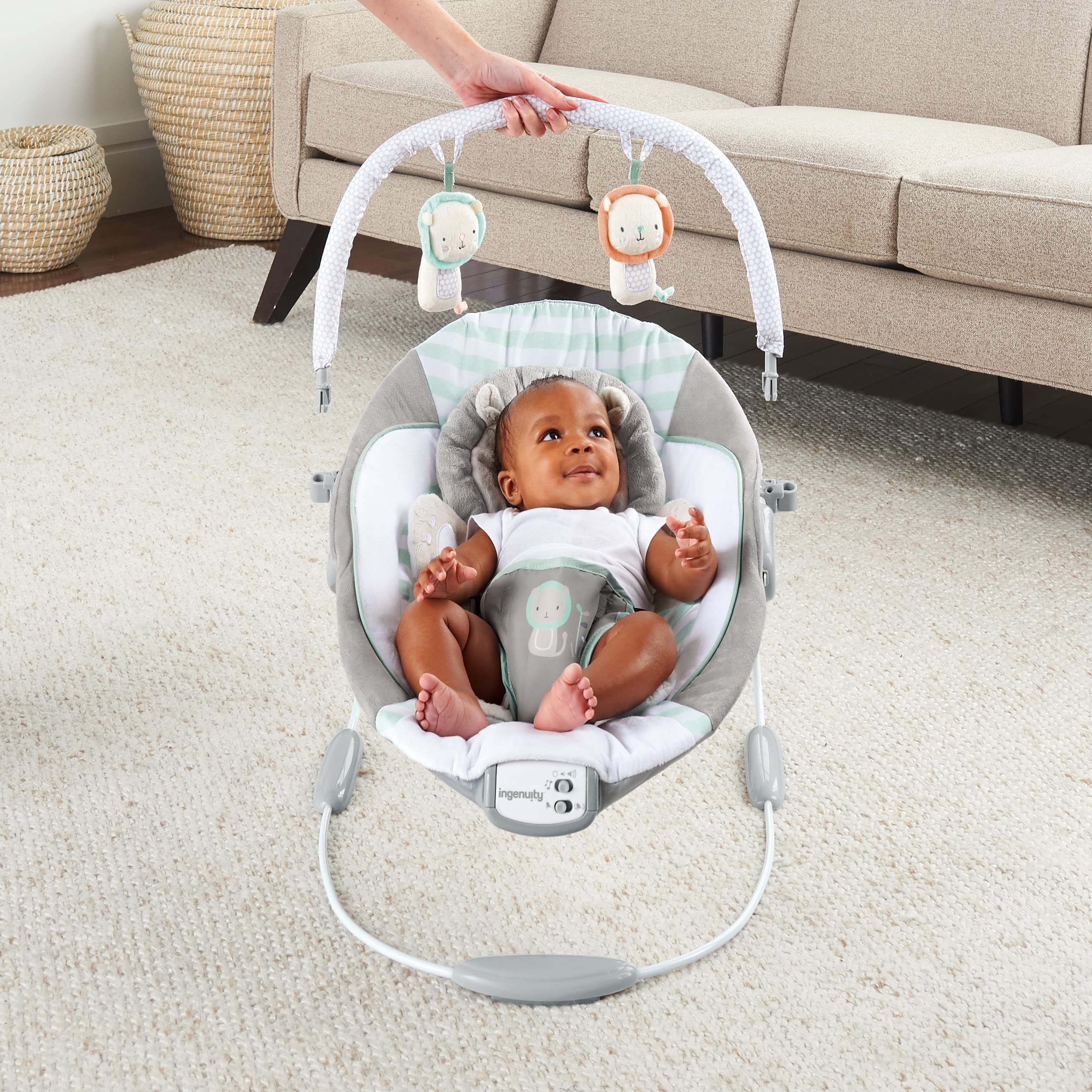 Ingenuity Baby Bouncer Seat with Vibration & Music - Landry The Lion | Portable Infant Bouncer with Soothing Vibrations & Lullabies | Perfect for Newborns, Playtime & Nursery Comfort