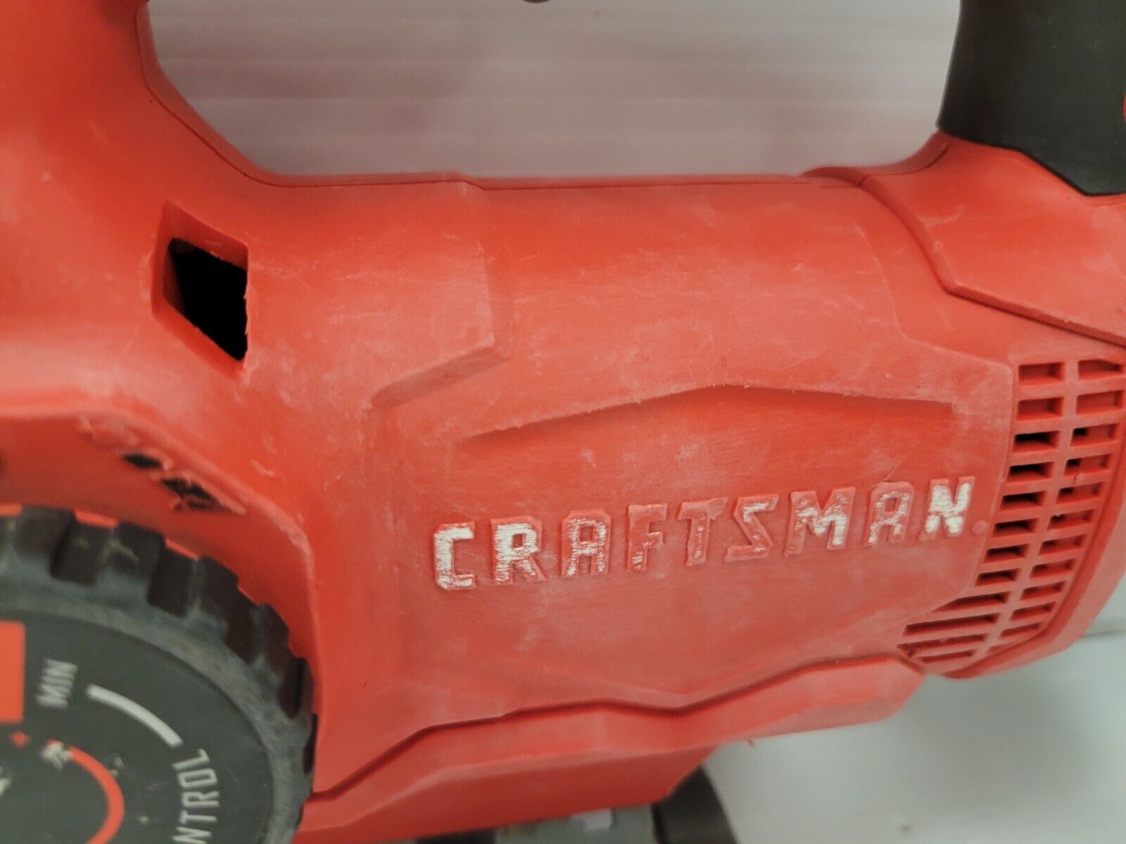 Craftsman CMES610 Professional Jigsaw Tool - Powerful Electric Saw for Woodworking, Metal Cutting & DIY Projects - Perfect for Home Renovation & Crafting