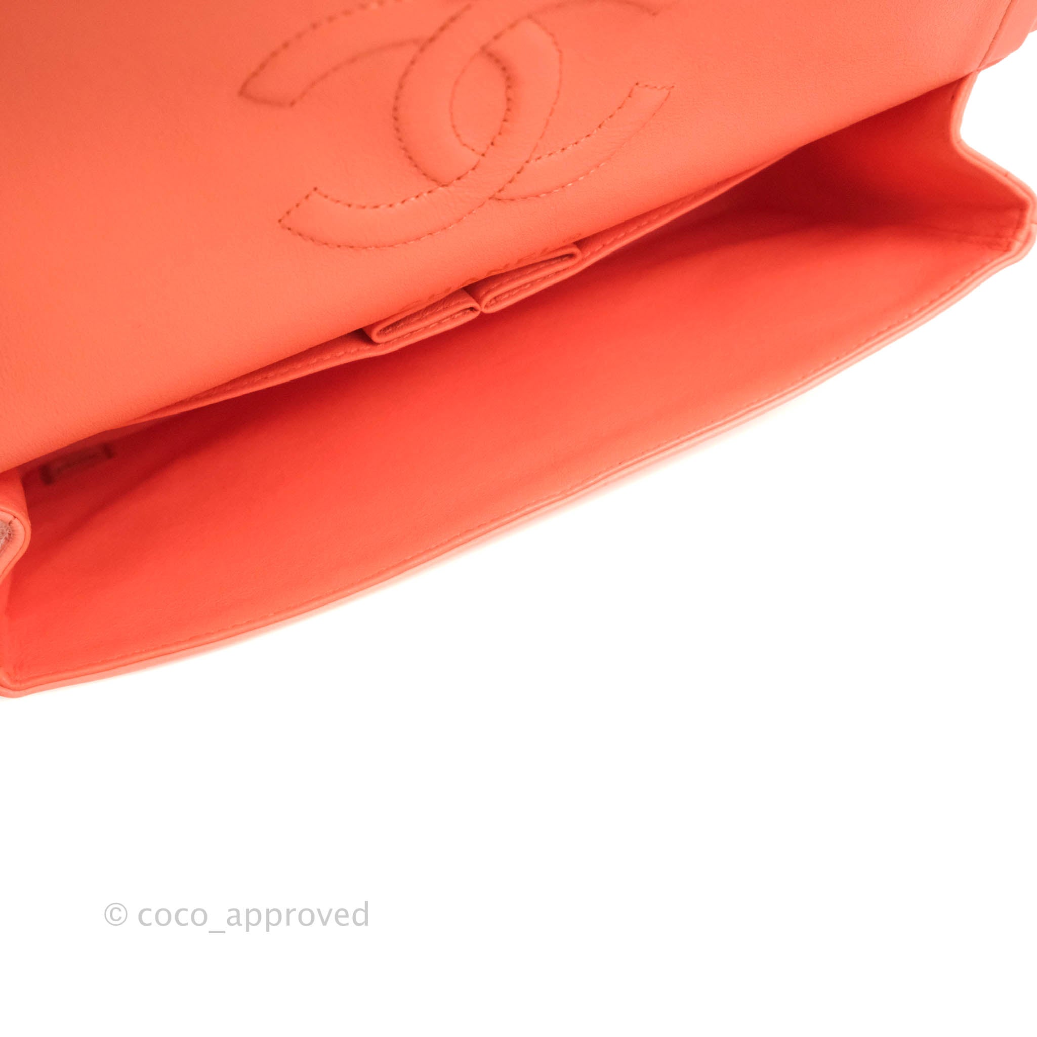 Chanel Classic M/L Medium Chevron Double Flap Bag in Coral Pink Lambskin with Aged Gold Hardware - Luxury Shoulder Bag for Women, Perfect for Parties, Weddings & Special Occasions