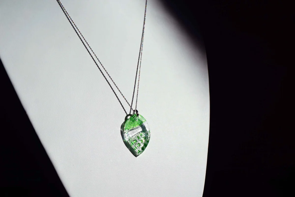 Kiriko Glass Pendant Necklace - Handcrafted Japanese Jewelry in Emerald Green | Perfect for Women's Fashion, Gift Giving & Special Occasions