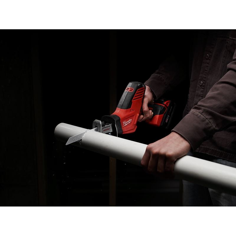 M18 18V Lithium-Ion Cordless HACKZALL One-Handed Reciprocating Saw Kit (2625-21) - Perfect for DIY Projects, Construction, and Home Renovations