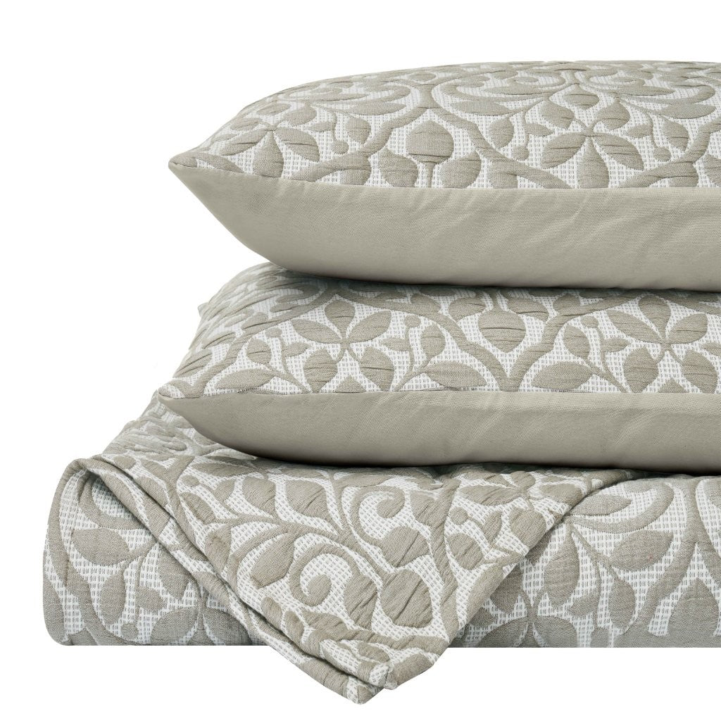Premium Vineyard Cotton Blend Medium Weight Matelasse Woven Coverlet - Soft Bedspread for Master Bedroom, Guest Room & Luxury Hotels