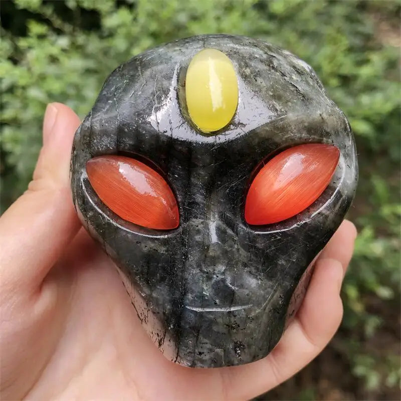 Natural Labradorite Stone Carved Alien Skull Statue - Healing Crystal Decor, Spiritual Gemstone Collection for Home Altar, Meditation Space & Gift Giving