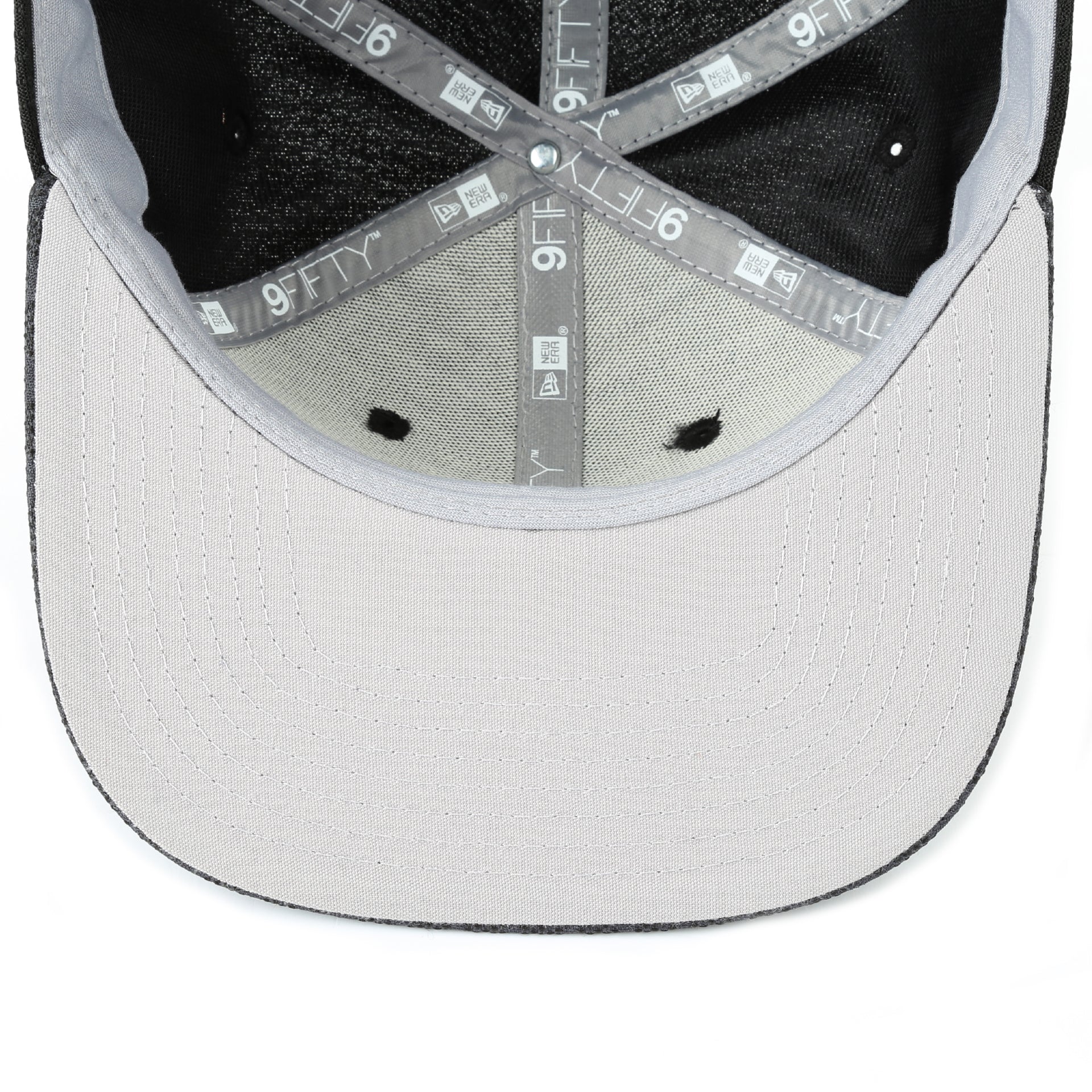 New Era 9Fifty Sideline Snapback Hat - Dallas Cowboys Official NFL Black Baseball Cap for Men & Women - Perfect for Game Day, Sports Events & Casual Wear