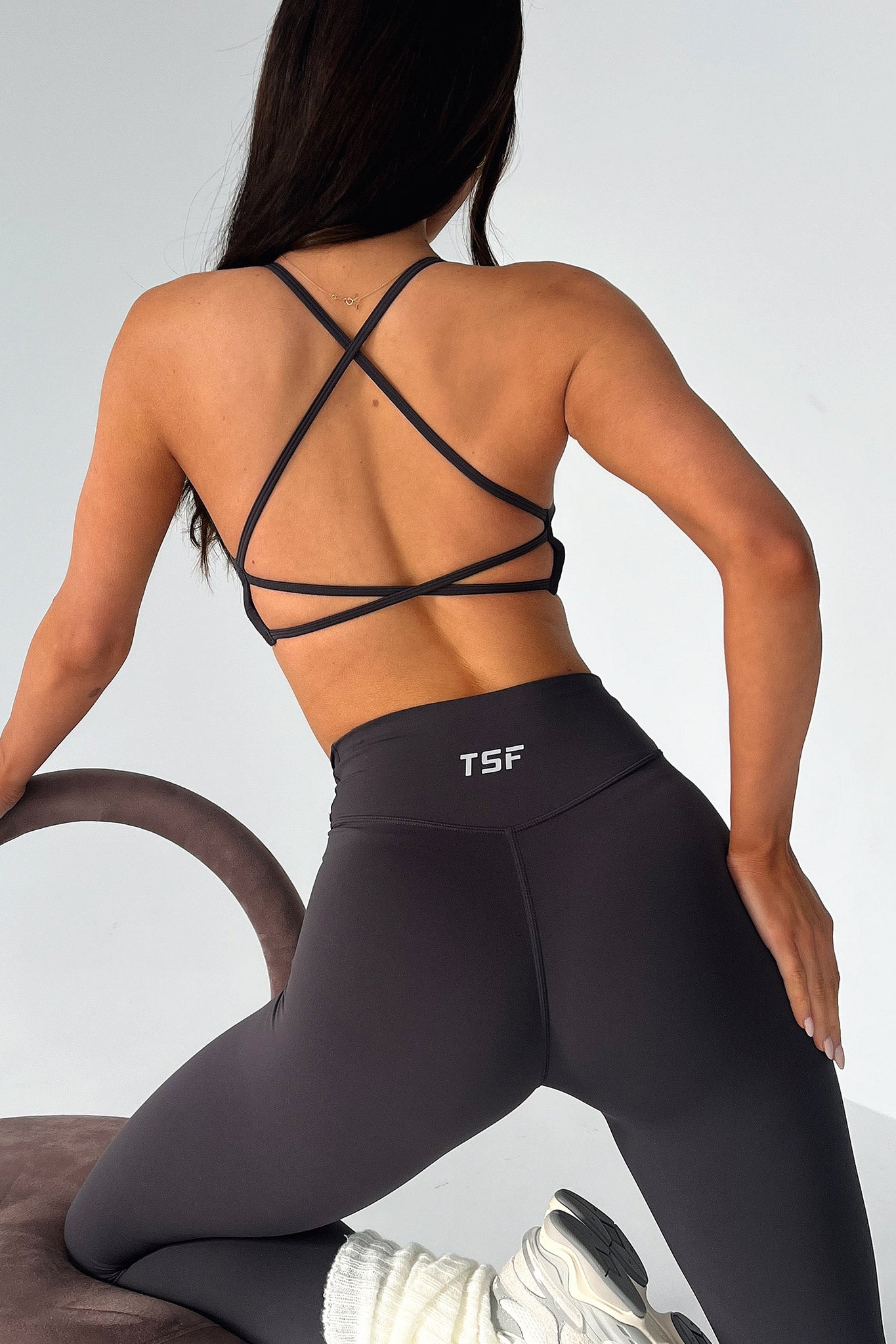 Kamari Women's High Support Sports Bra - Breathable & Comfortable Workout Top for Running, Yoga & Gym - Grey