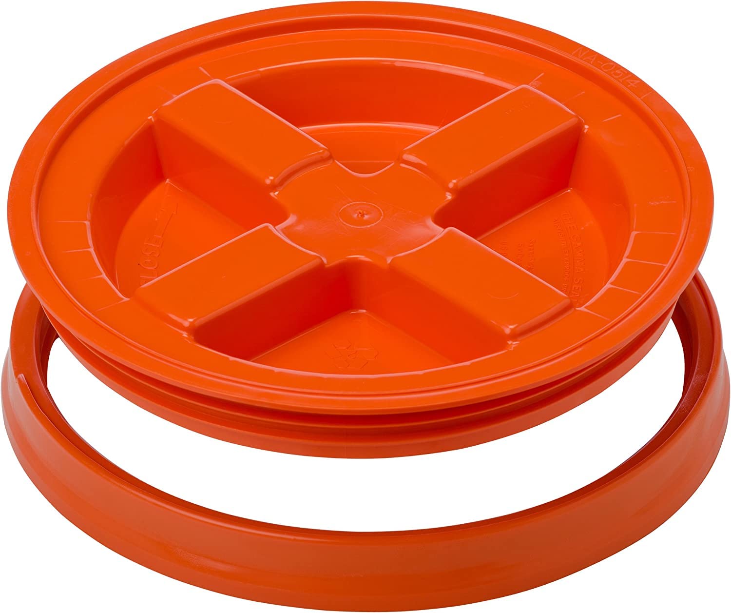 Gamma Seal Lid for Pet Food Storage - Airtight Bucket Lids Fit 3.5, 5, 6 & 7 Gallon Containers - Perfect for Dry Dog Food, Cat Kibble & Bulk Grain Storage