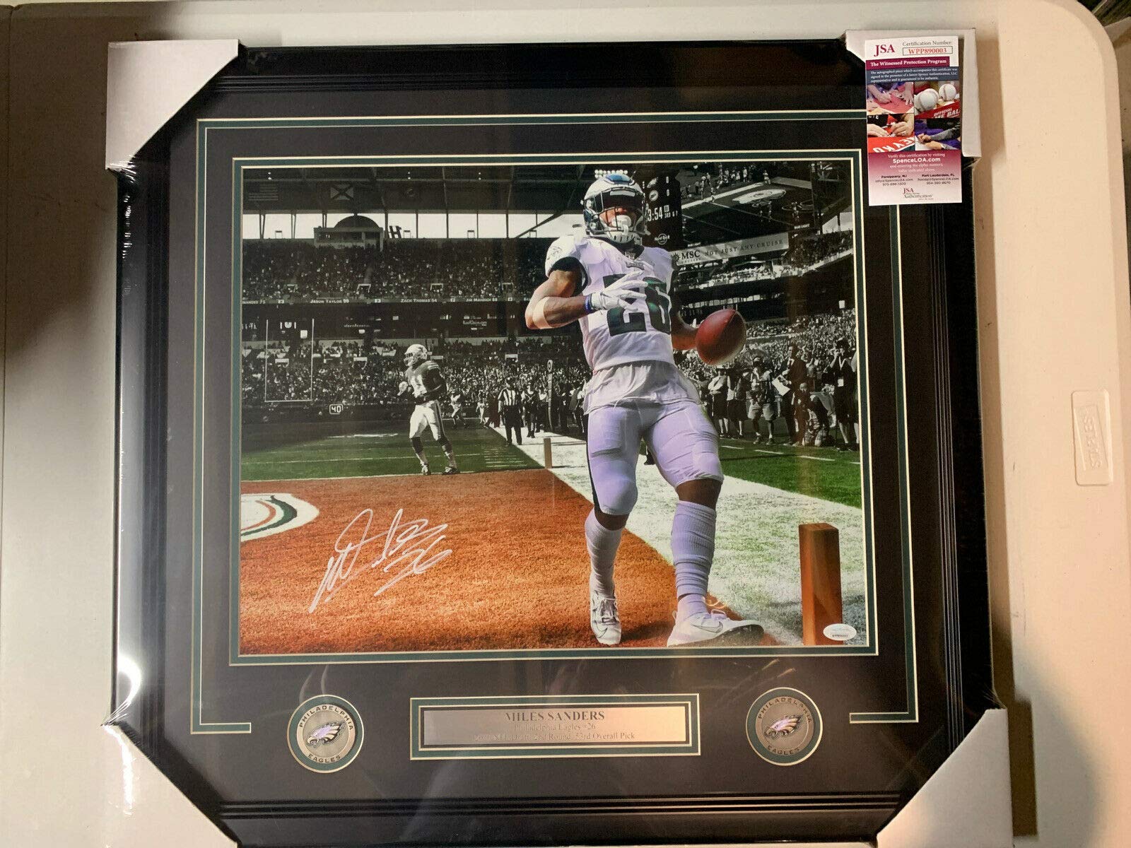 Miles Sanders Autographed Signed Philadelphia Eagles 16x20 Framed Photo with JSA Certificate - Perfect for Sports Memorabilia Collectors and Eagles Fans Display
