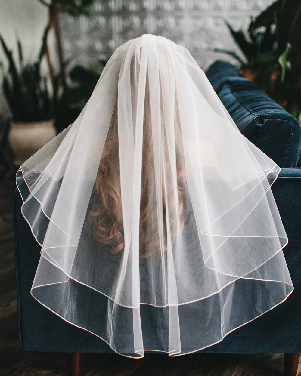 2 Layer Pencil Edge Veil - Thin & Lightweight Bridal Face Cover for Wedding Ceremony - Perfect for Church, Beach, and Outdoor Weddings