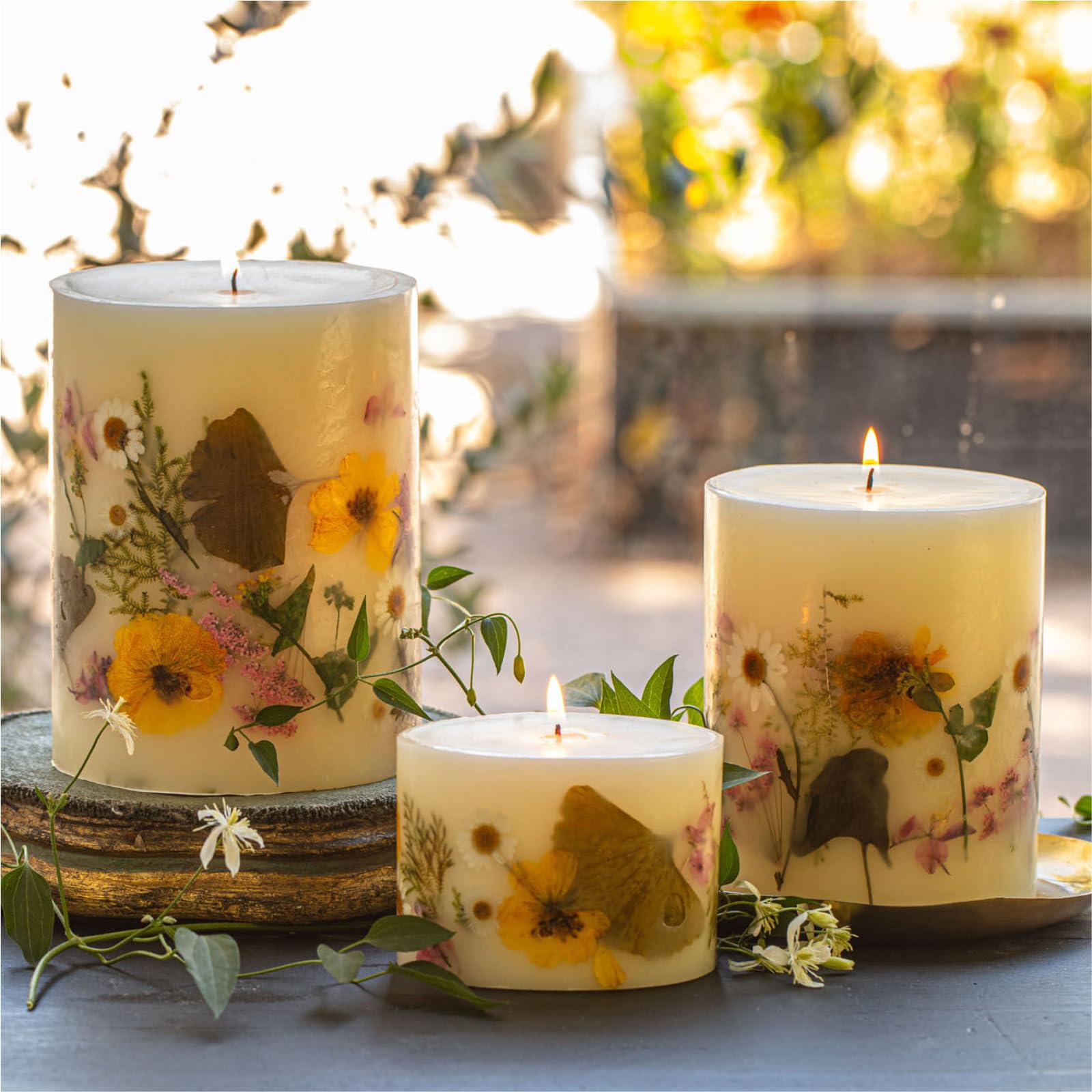 Rosy Rings Round Botanical Lemon Blossom & Lychee Scented Candle - Natural Aromatherapy, Luxury Home Decor, Long-Lasting Soy Wax Candle for Relaxation, Meditation & Romantic Ambiance (Medium Size)