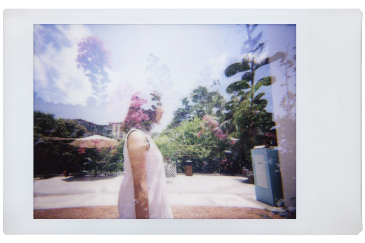 Lomography Lomo'Instant Camera & Lenses Opbeni Edition - Vintage Instant Film Camera with 3 Creative Lenses for Unique Photography | Perfect for Travel, Parties & Artistic Shots