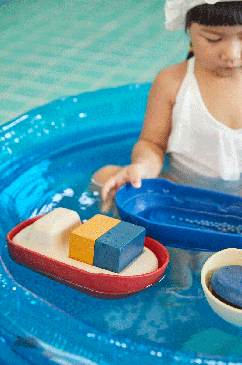 Plan Toys Wooden Cargo Ship - Eco-Friendly Toy Boat for Kids Ages 3+ | Pretend Play, Bath Time & Ocean-Themed Learning Activities