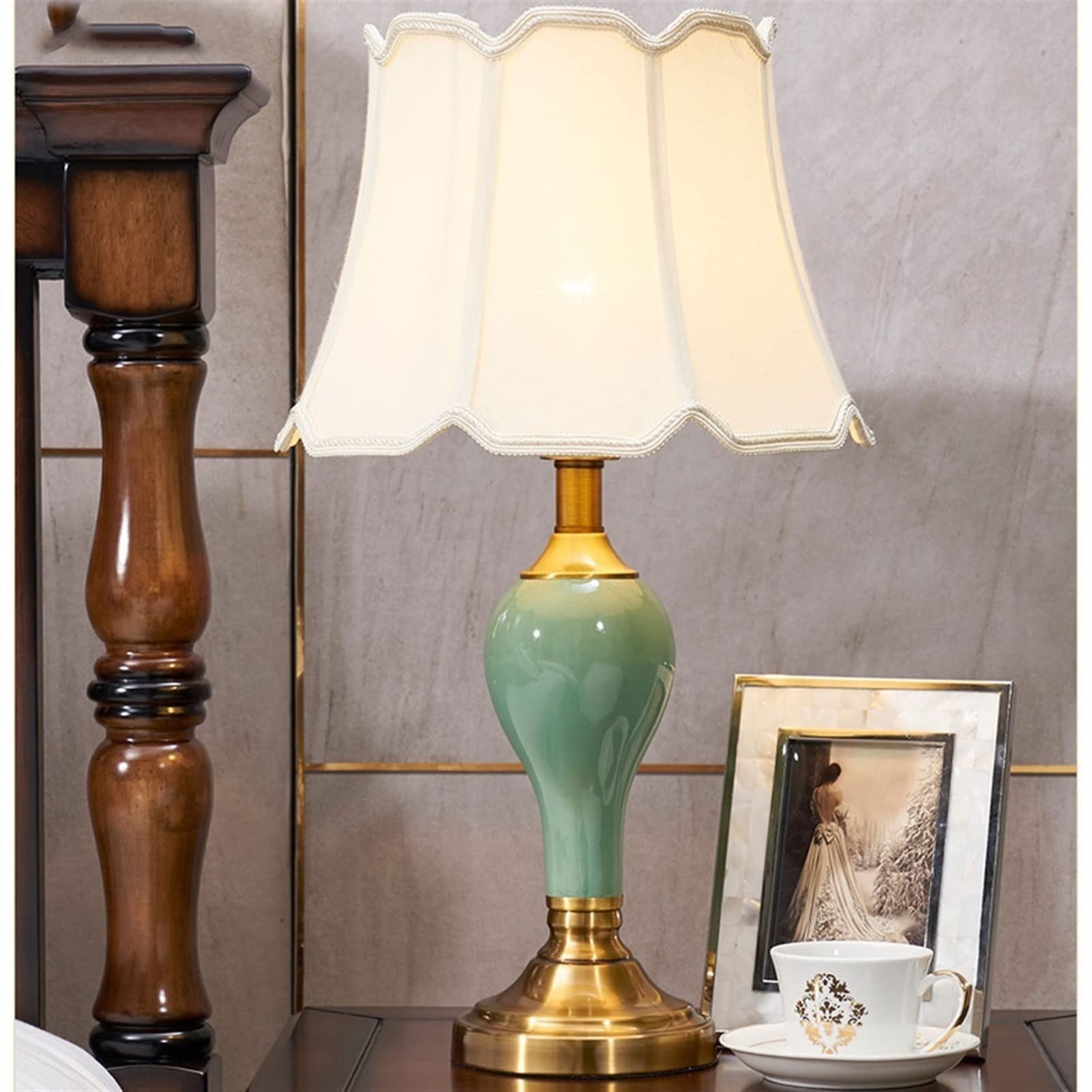 Modern Copper Table Lamp - Minimalist Bedside & Desk Light for Bedroom, Living Room, Study | European Farmhouse Style, Luxury Decorative Lighting for Night Reading & Cozy Ambience