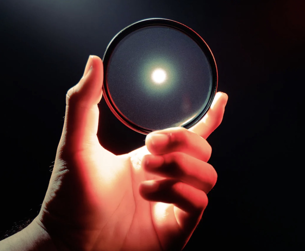 Prism Lens FX Cine Soft 1/2 FX Filter 77mm - Professional Cinematic Diffusion Filter for DSLR & Mirrorless Cameras - Perfect for Portraits, Weddings, and Film Production
