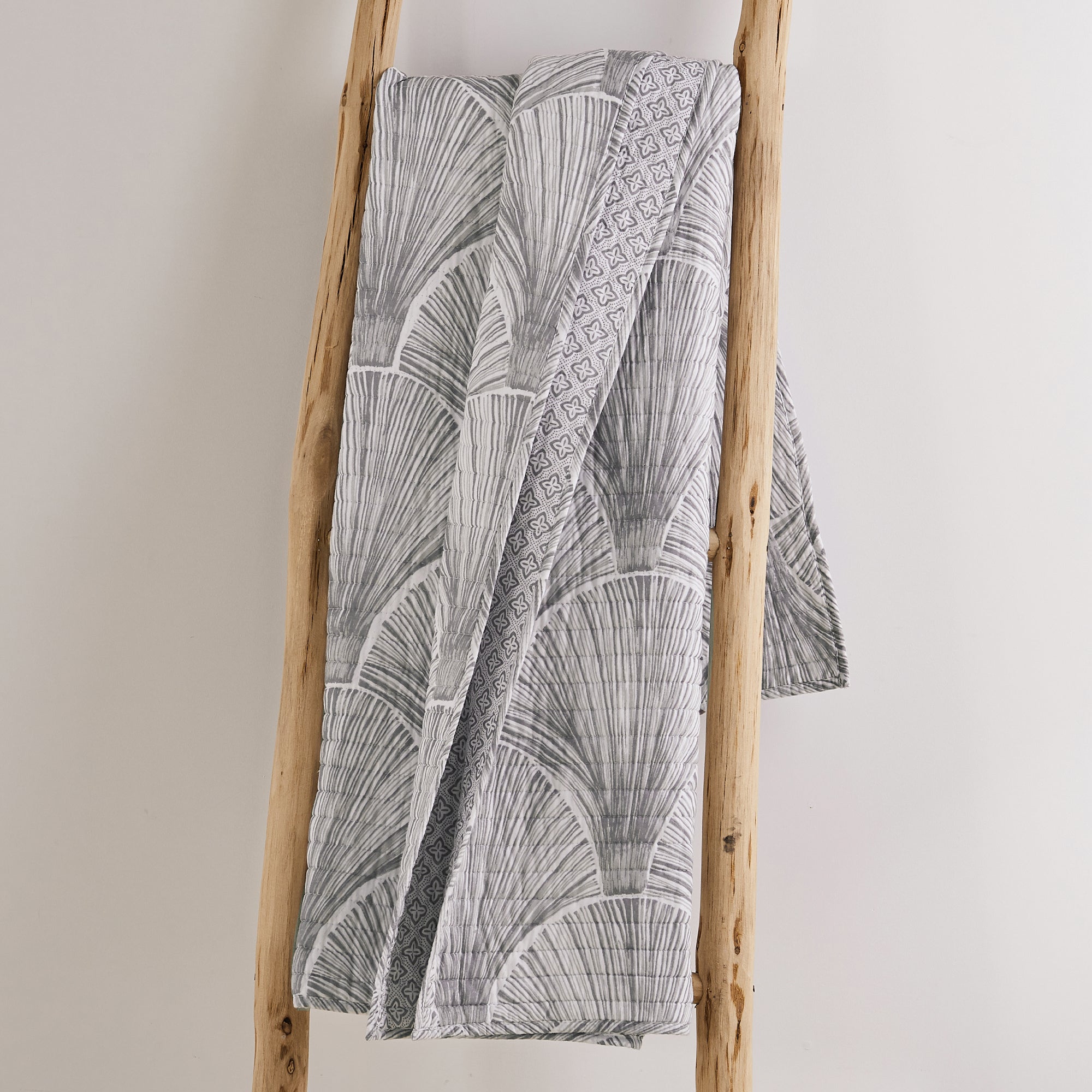 Wexford Quilted Throw Blanket - Soft Cozy Lightweight Bedspread for Couch, Sofa & Bed - Perfect for Living Room, Bedroom Decor & Gift Giving