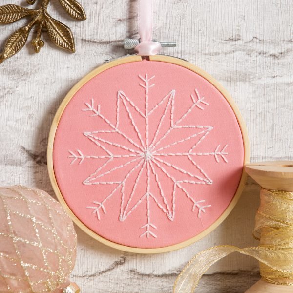 Snowflake Embroidery Kit for Beginners - DIY Cross Stitch Set with Hoop, Needles & Thread - Perfect for Winter Crafts, Holiday Decor & Gift Making