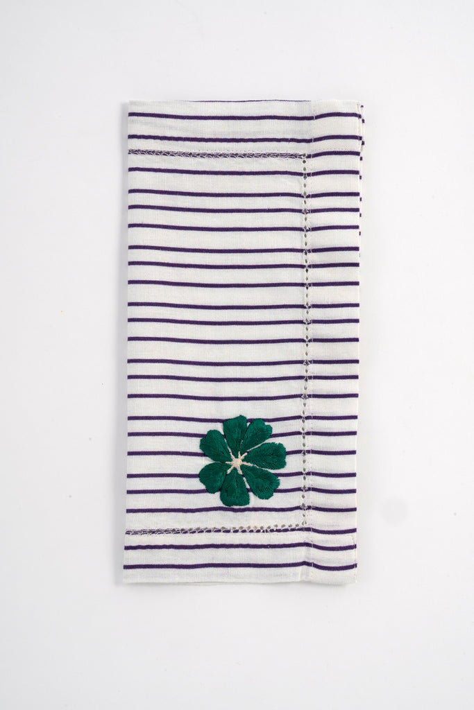 Elegant Floral Etched Napkins for Dining - Perfect for Weddings, Parties, and Special Occasions