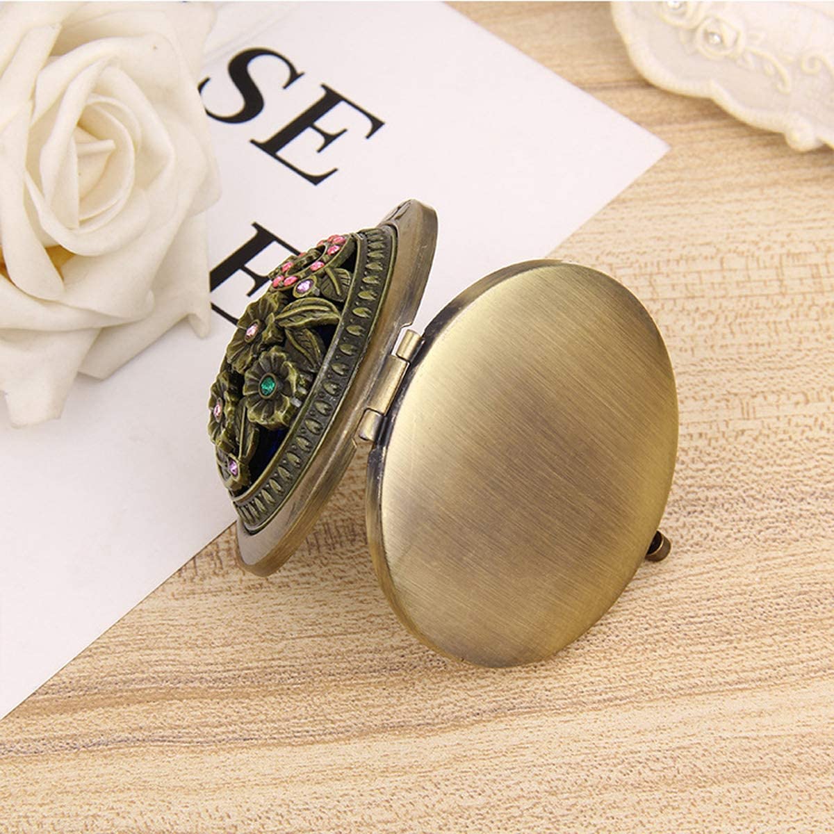 Antique Metal Double Sided Compact Mirror for Travel & Purse - Small Folding Pocket Makeup Mirror for Handbag, Cosmetic Touch Ups - Perfect for On-the-Go, Office, Travel & Daily Makeup Retouching (Random Style, Pack of 1)