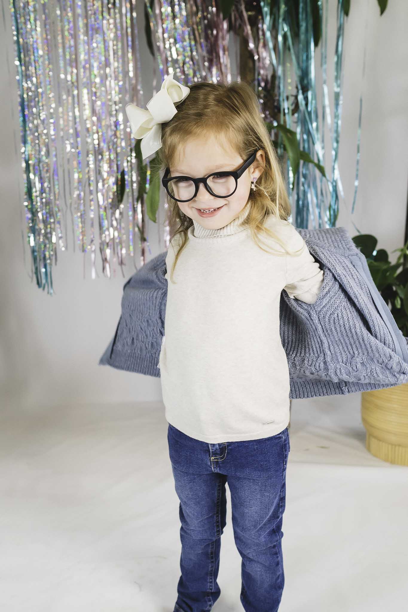 Soft Cream Knit Turtleneck Sweater for Girls - Cozy Winter Pullover for School & Playtime