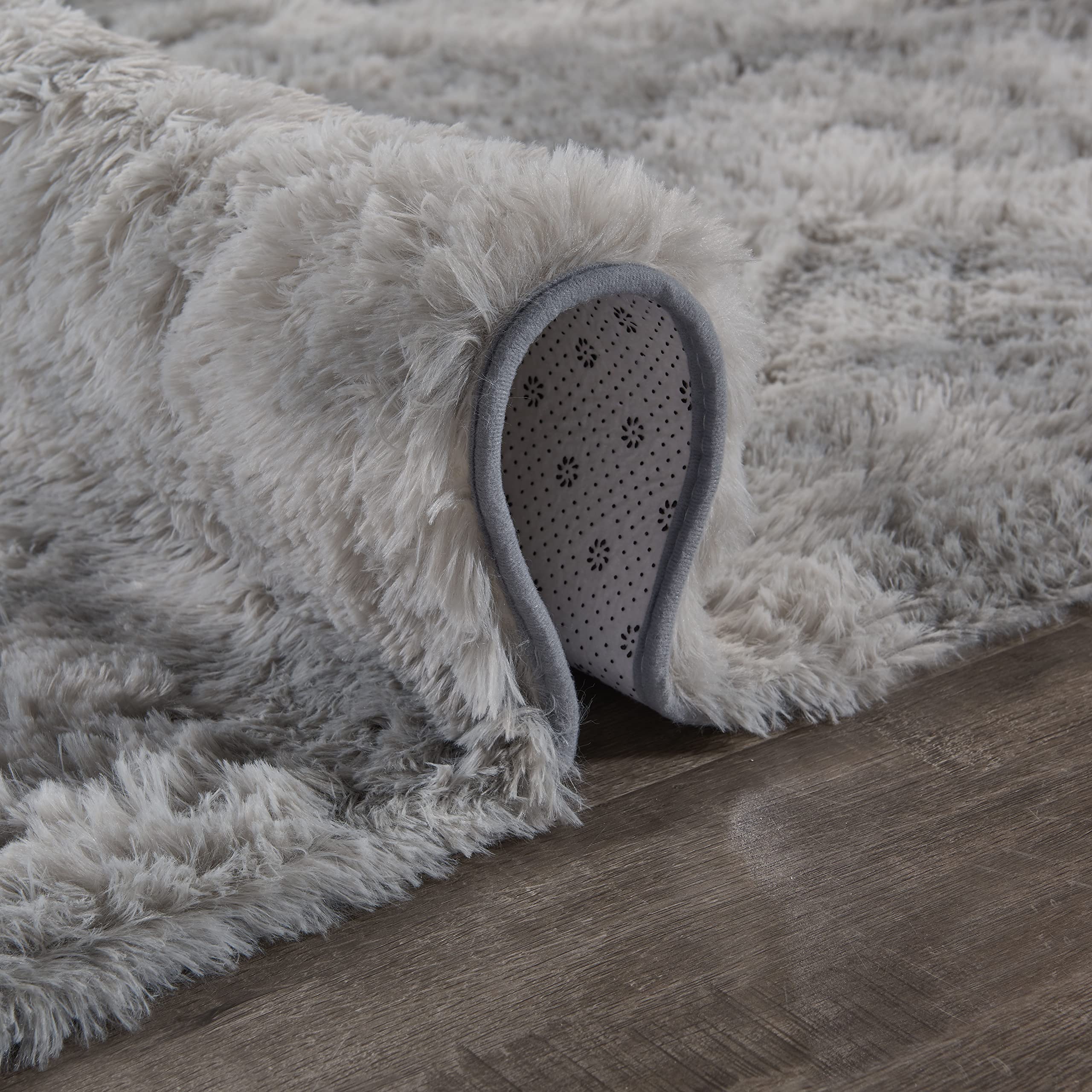 GKLUCKIN Shag Ultra Soft Non-Skid Area Rug 4'X6' - Fluffy Tie-Dyed Light Grey Plush Faux Fur Rug for Living Room, Bedroom, Nursery Decor - Cozy Kids Playroom Carpet - Perfect for Family Rooms, Dorm Decor & Pet-Friendly Spaces