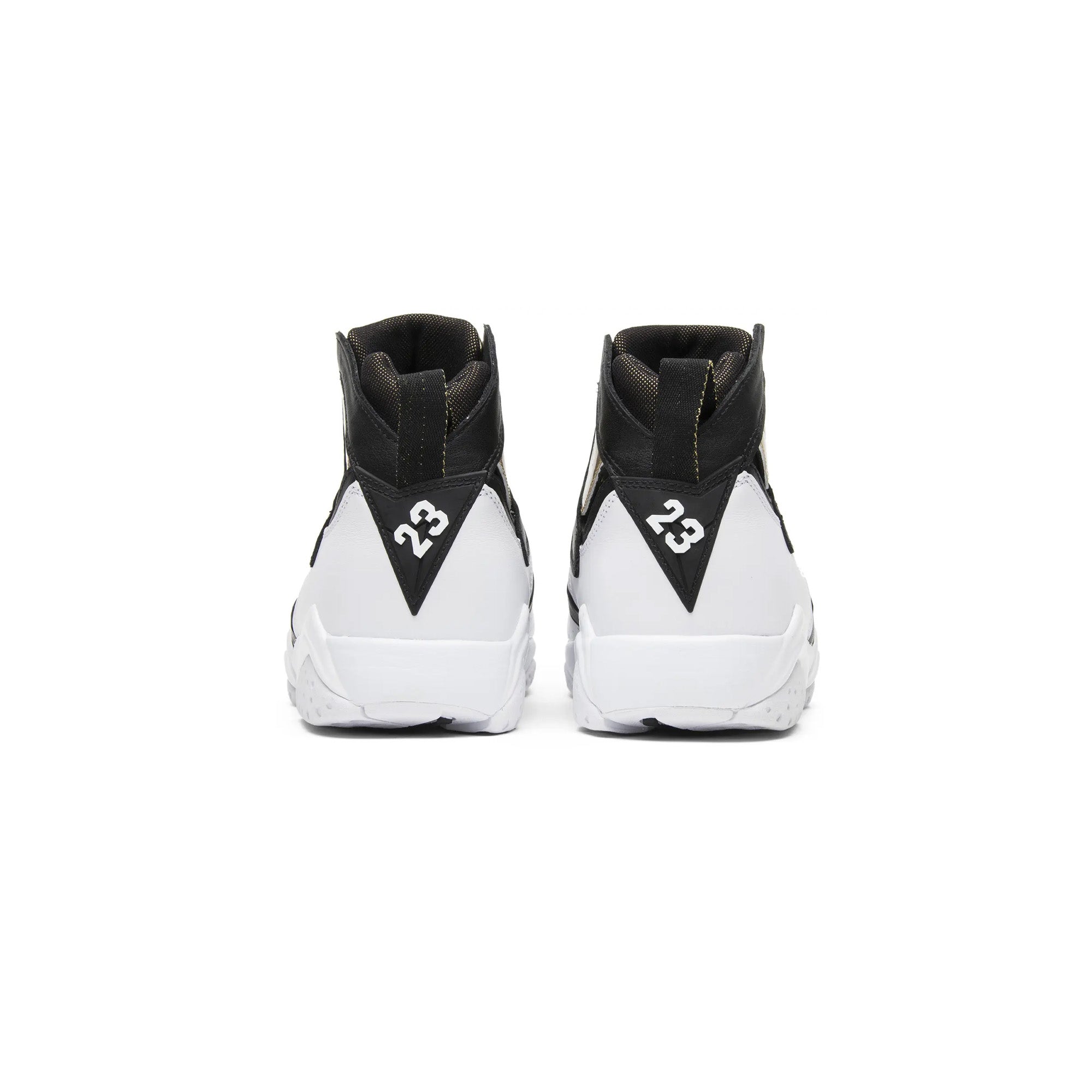 Air Jordan 7 Retro Championship Pack Champagne (2015) - Limited Edition Basketball Shoes for Men - Perfect for Sneaker Collectors & Court Performance