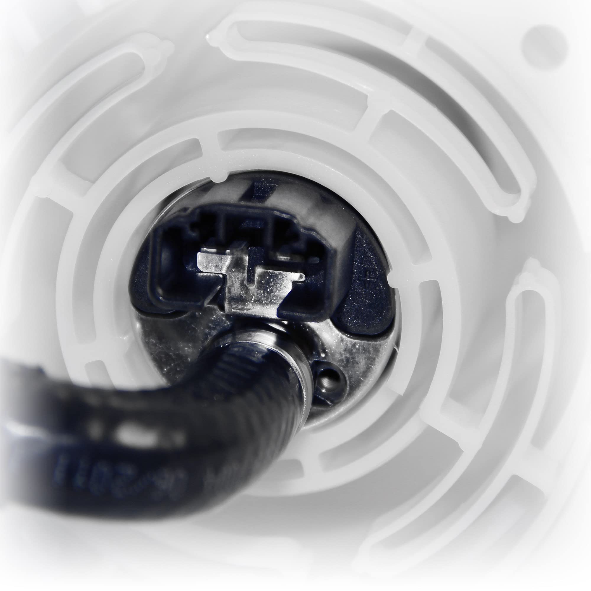 Bosch 0986580807 Electric Fuel Pump - High Performance Replacement for Cars & Trucks - Perfect for Fuel System Upgrades & Engine Repairs