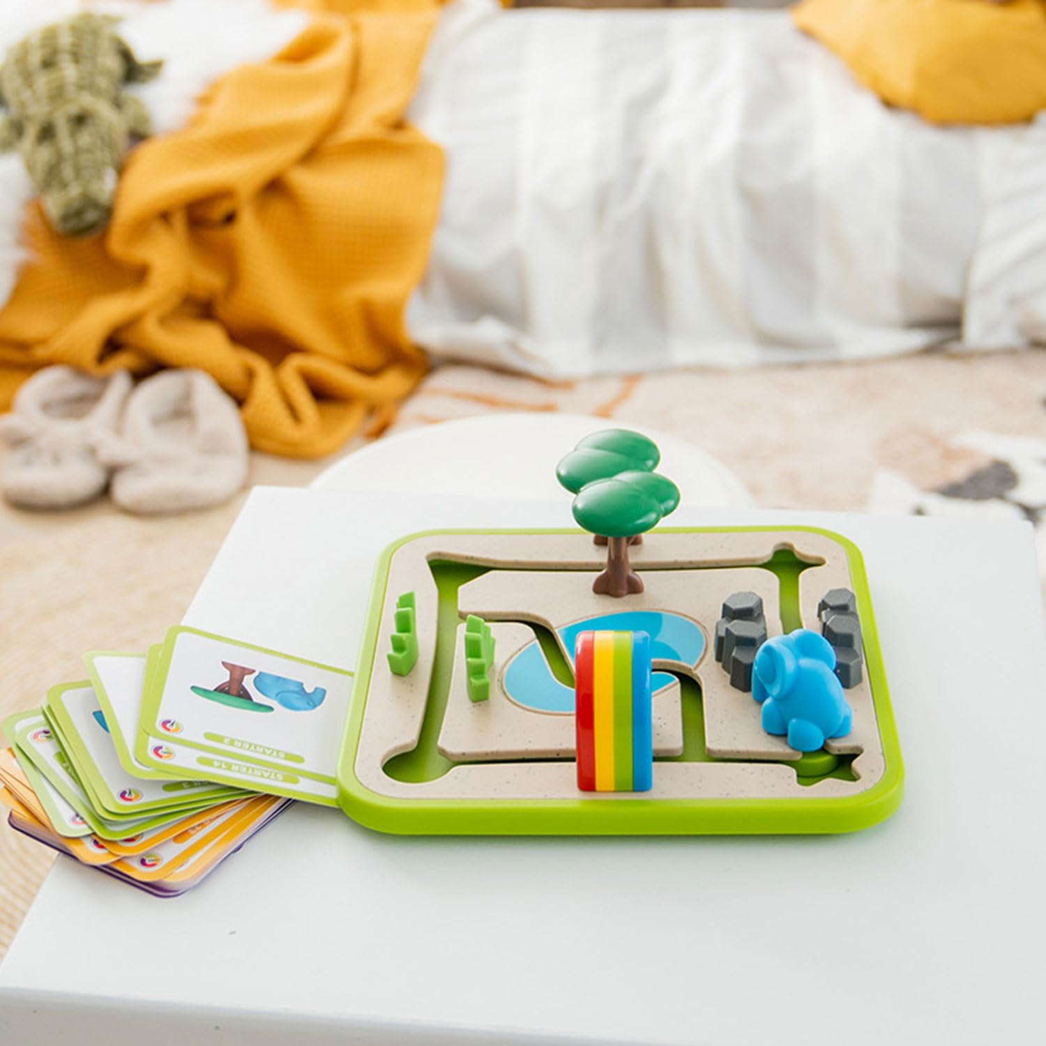 SmartGames Photo Safari - Educational Puzzle Game for Kids Ages 3+ | Fun Learning Toy for Preschoolers | Perfect Birthday Gift for 3 Year Old Boys & Girls | Great for Indoor Play, Travel & Family Game Night