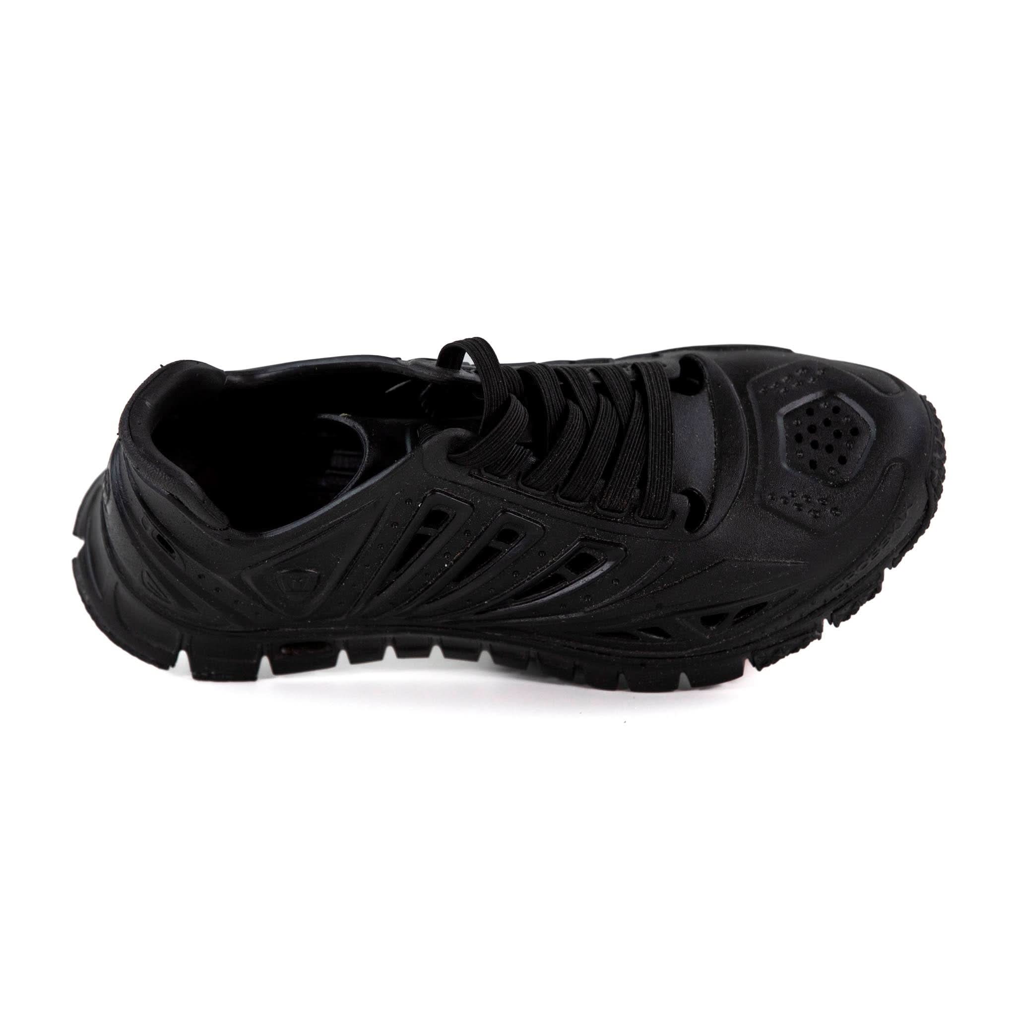 APX Closed Toe Lace Up Water Shoes for Big Kids - Quick-Dry Aqua Socks for Boys & Girls - Perfect for Swimming, Beach, Pool & Water Sports Activities