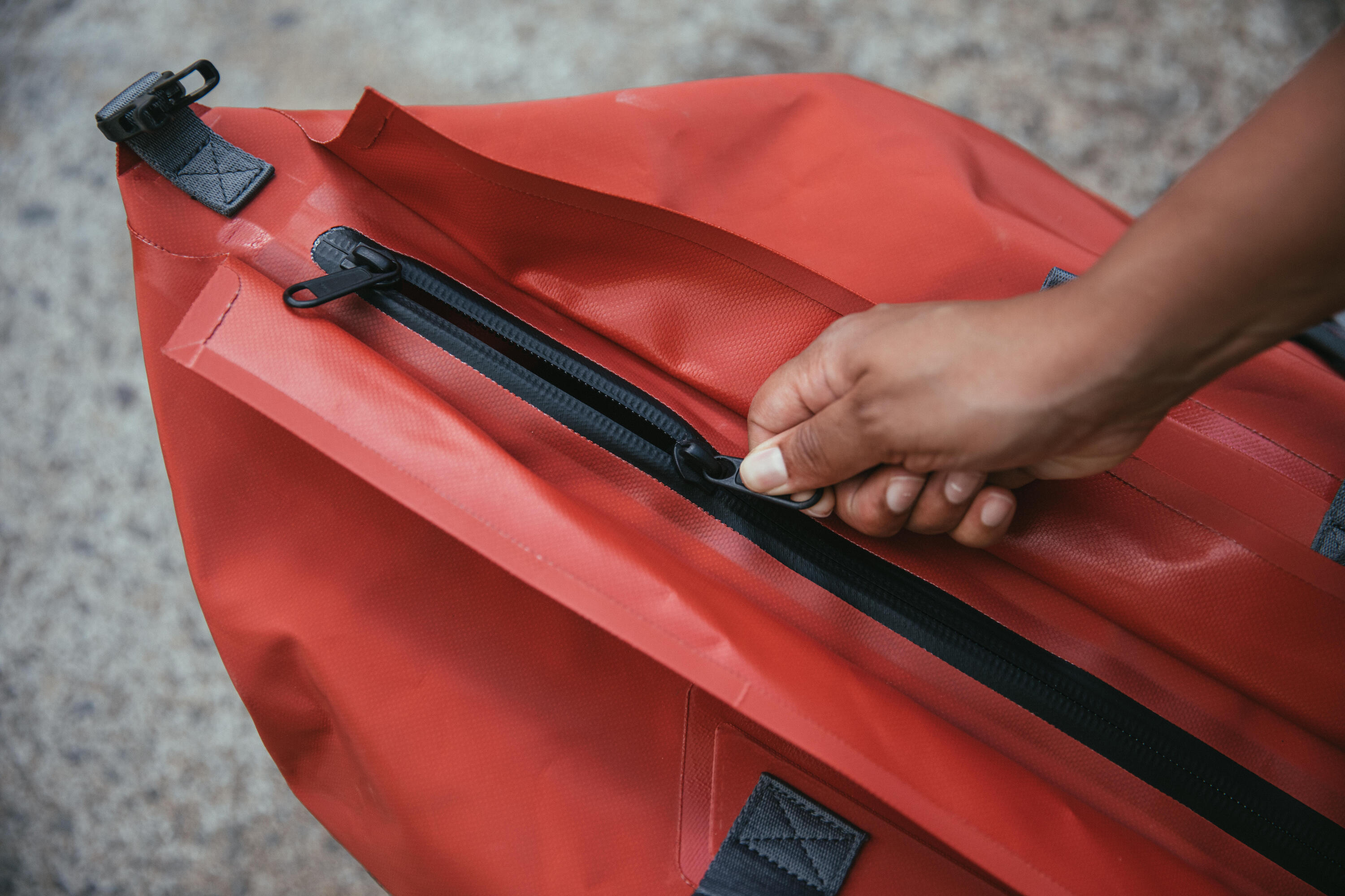 Simond Transport 900 Extend 80-120L Duffle Bag - Large Waterproof Travel Duffel for Camping, Hiking & Outdoor Adventures