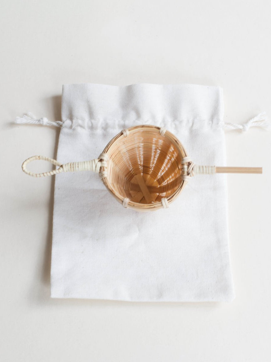 Premium Bamboo Tea Strainer - Fine Mesh Infuser for Loose Leaf Tea - Perfect for Home, Office, and Travel Use