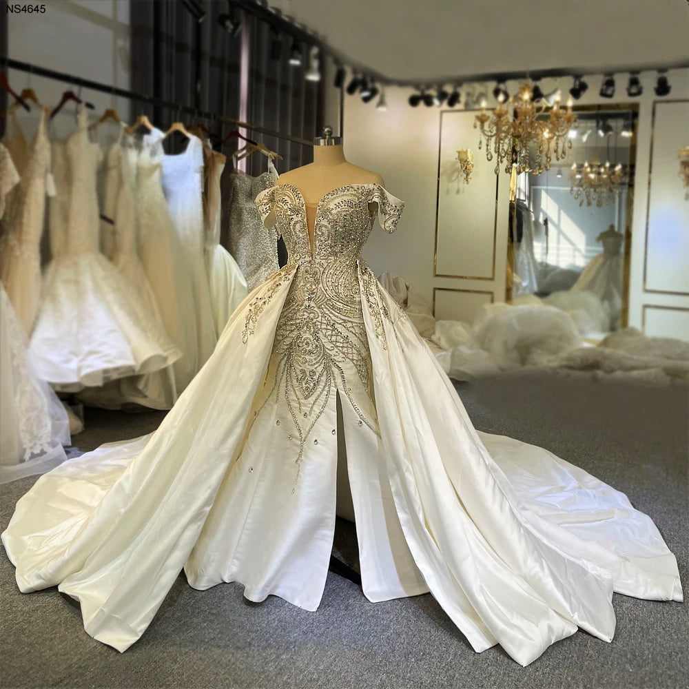 Elegant Mikado Satin Wedding Dress Ball Gown - Sleeveless Mermaid Trumpet Bridal Gown for Bride, Perfect for Church Ceremony, Beach Wedding and Formal Reception